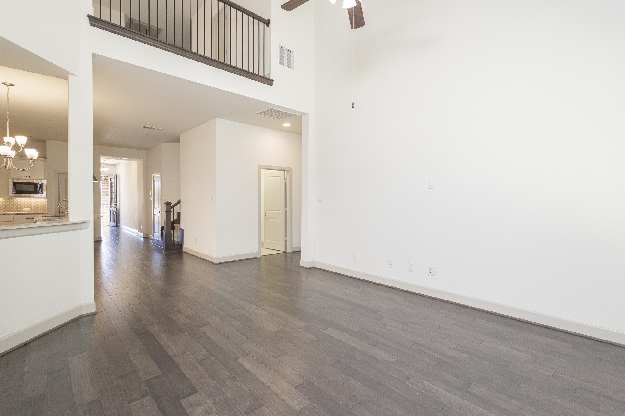6337 Saddlebrook Irving TX 75039
