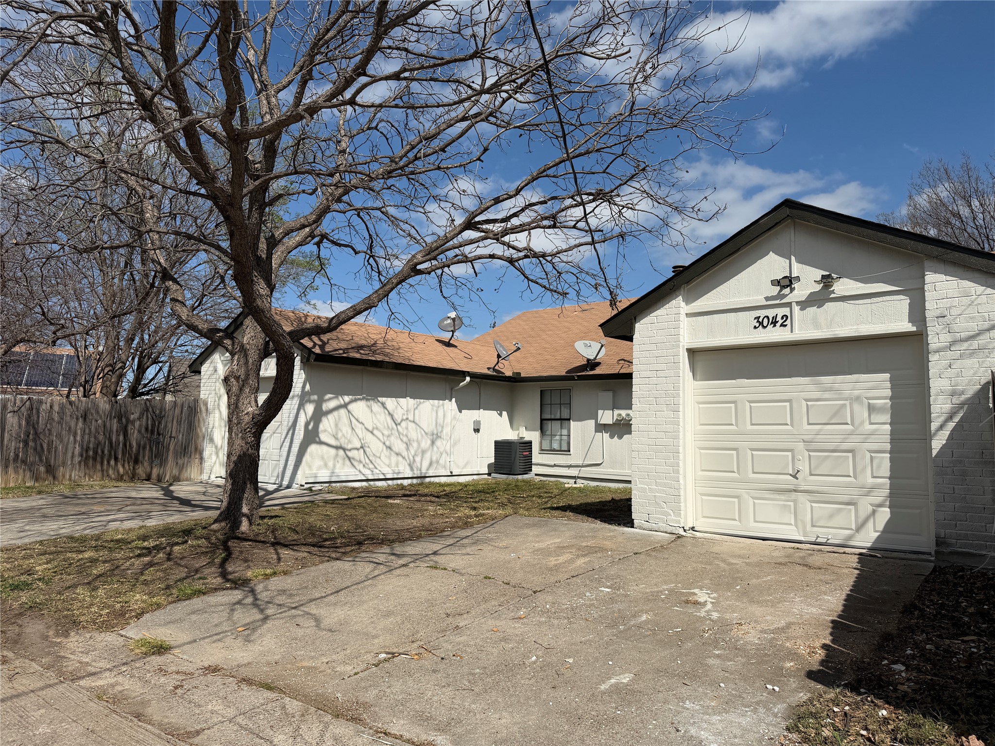 3042 Navarro Lane Grand Prairie TX 75052