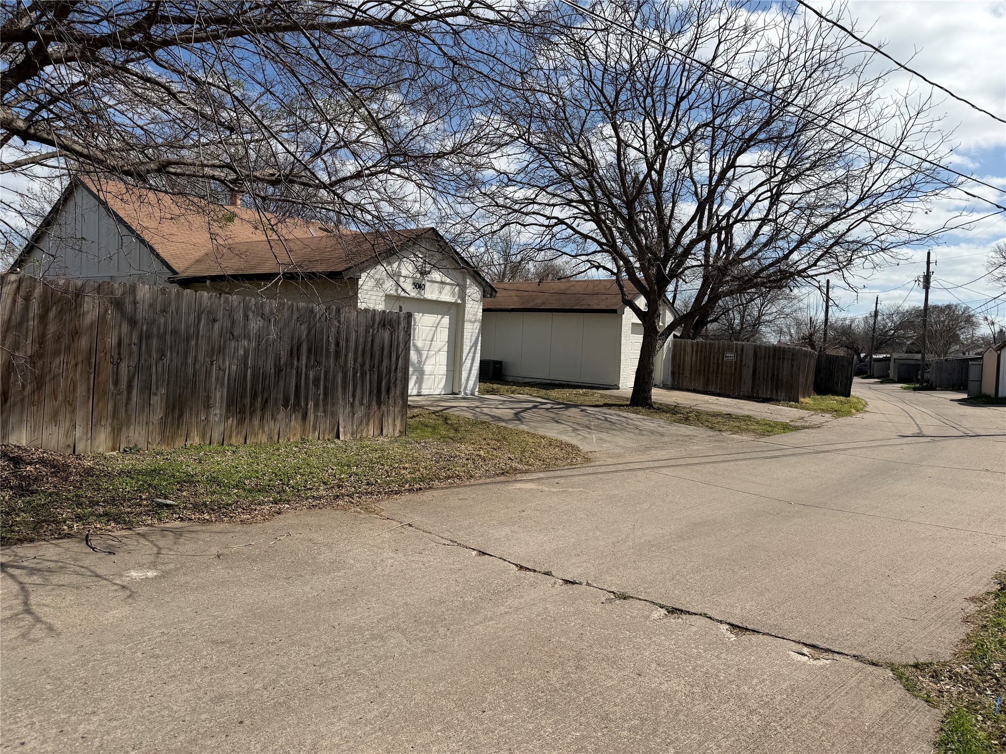 3042 Navarro Lane Grand Prairie TX 75052