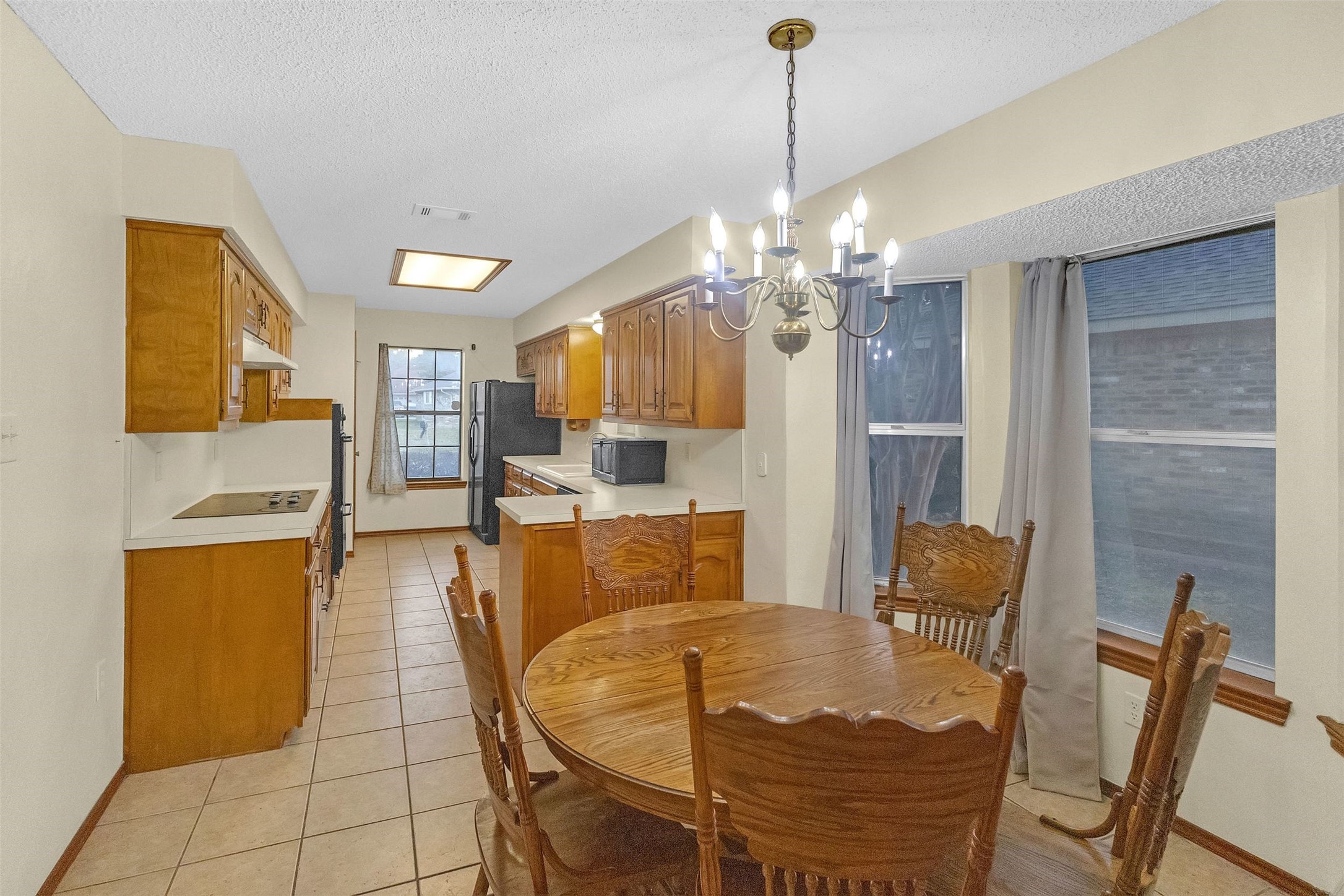 421 Pebblecreek Drive Garland TX 75040