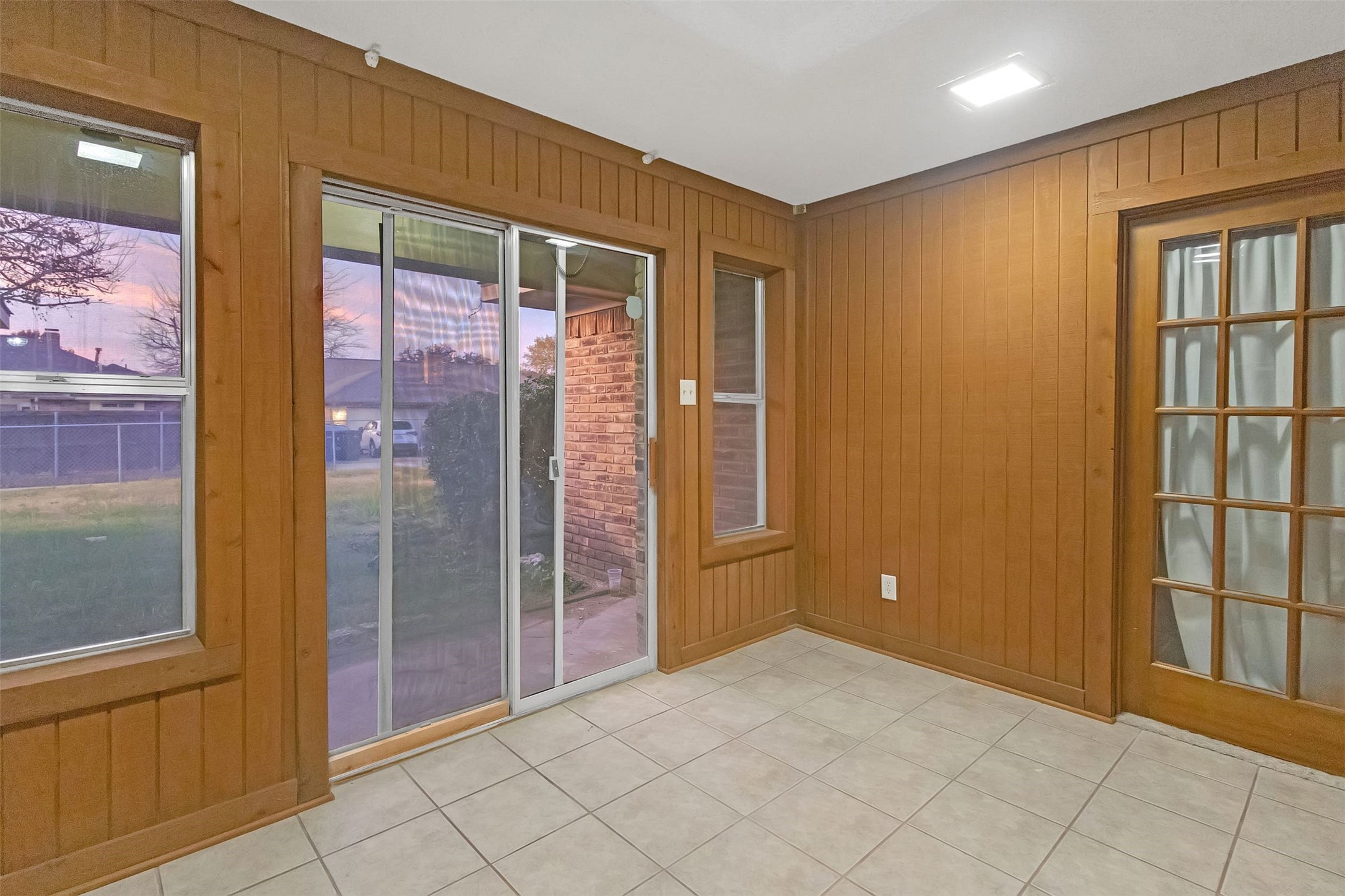 421 Pebblecreek Drive Garland TX 75040