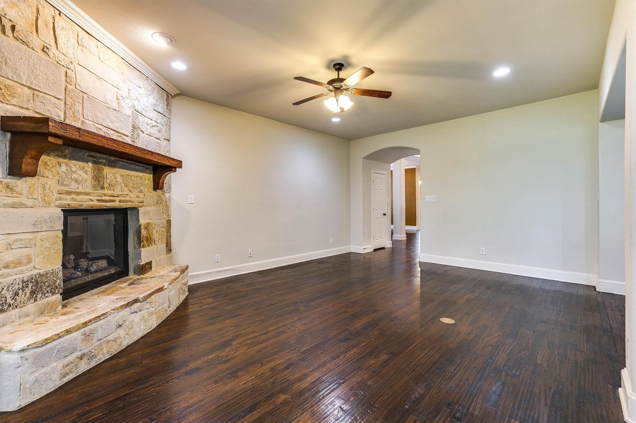 419 Rio Grande Drive Irving TX 75039