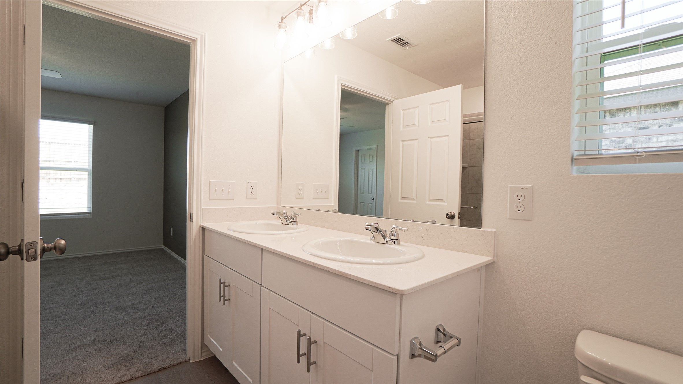 2043 Pleasant Knoll Circle Forney TX 75126