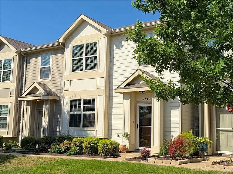 6948 Carrington Lane Fort Worth TX 76137