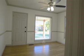 809 Cliffdale Avenue Dallas TX 75211