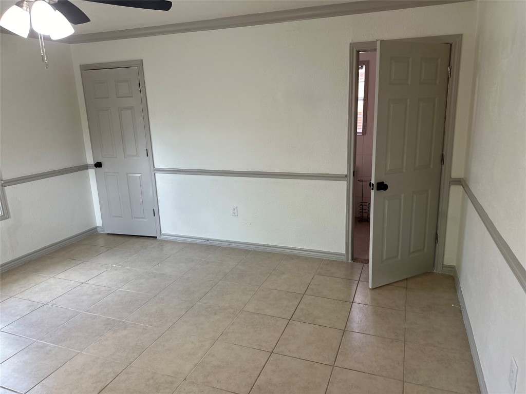 809 Cliffdale Avenue Dallas TX 75211