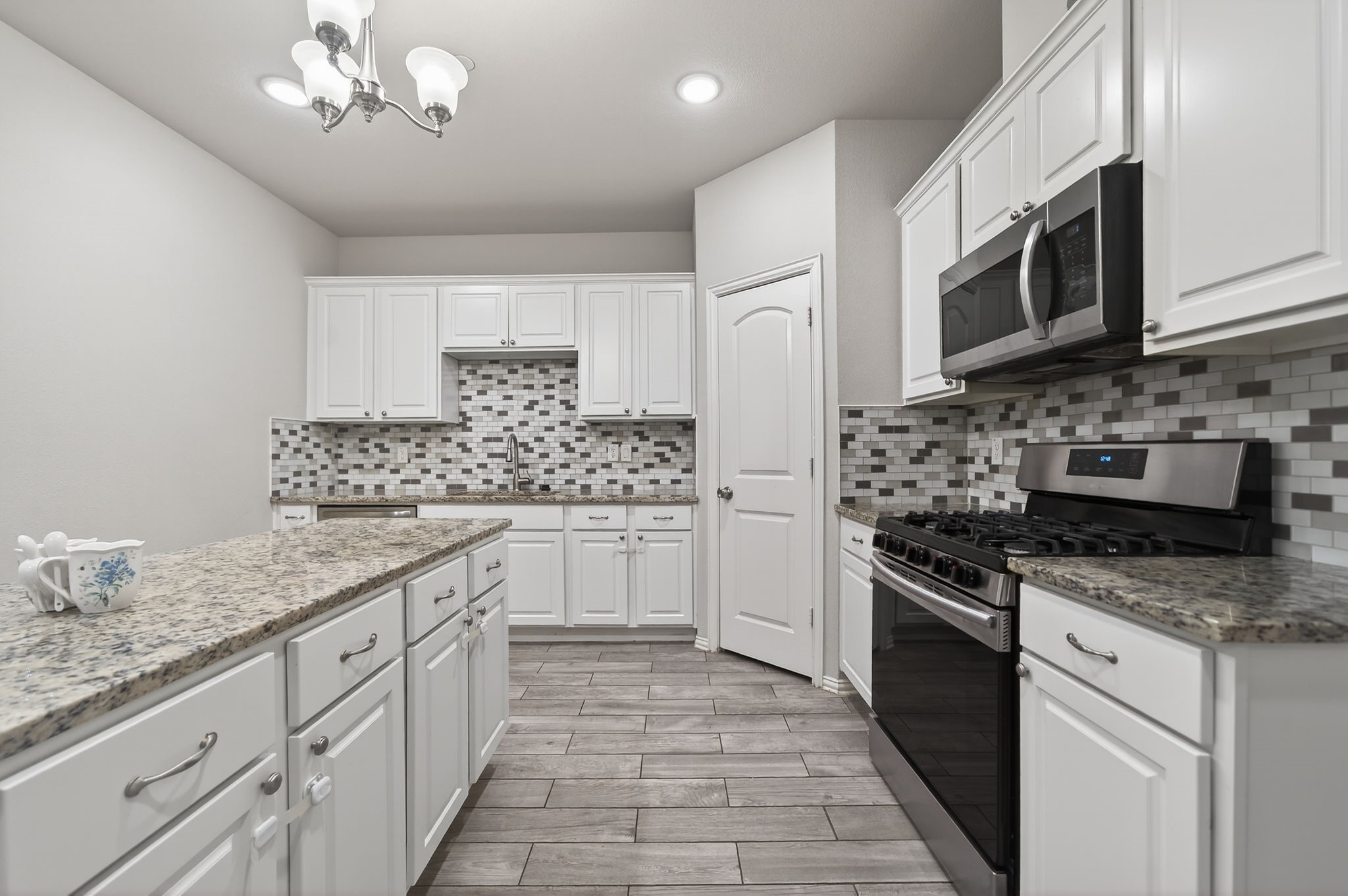 1142 Mahmoud Egal Drive Irving TX 75061