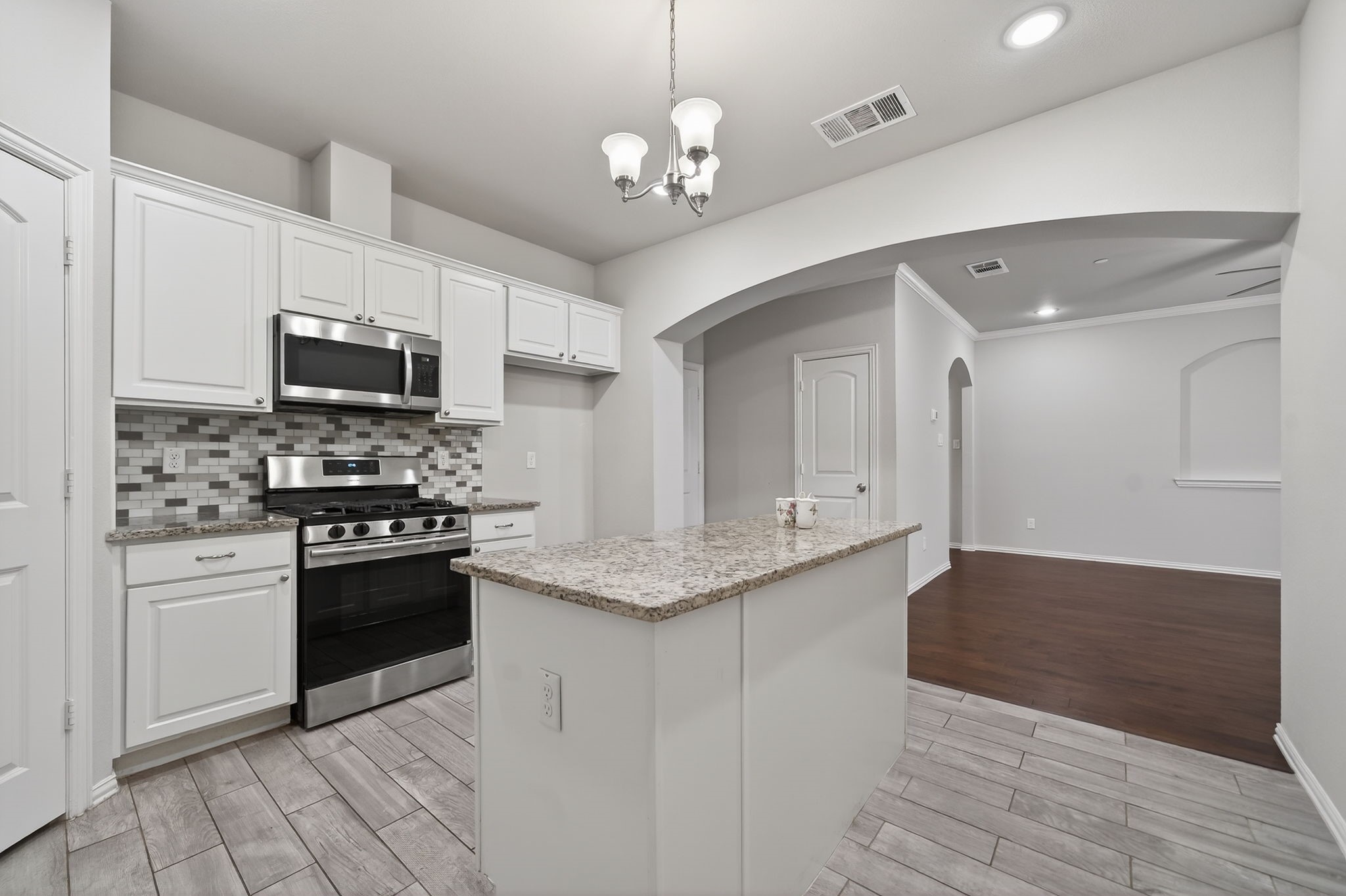 1142 Mahmoud Egal Drive Irving TX 75061