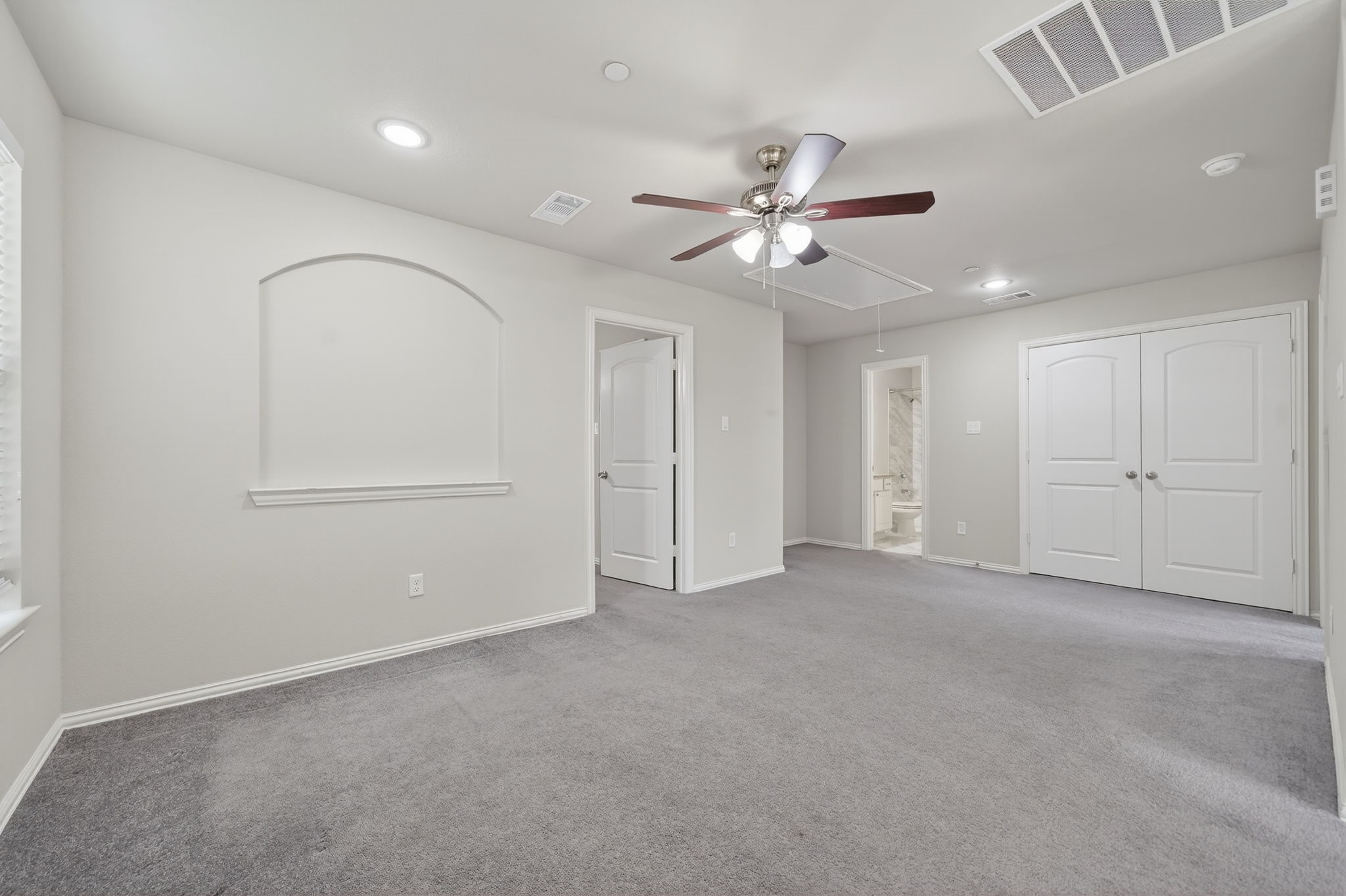 1142 Mahmoud Egal Drive Irving TX 75061