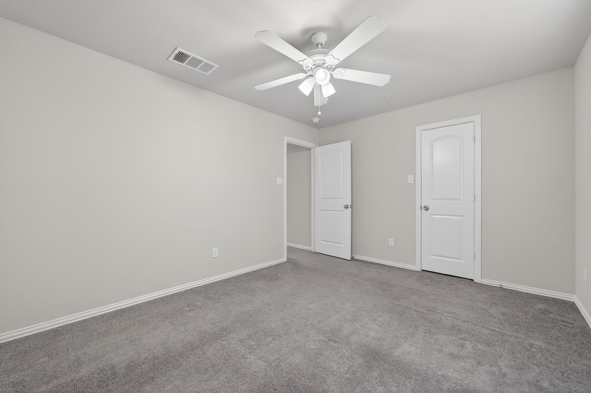 1142 Mahmoud Egal Drive Irving TX 75061