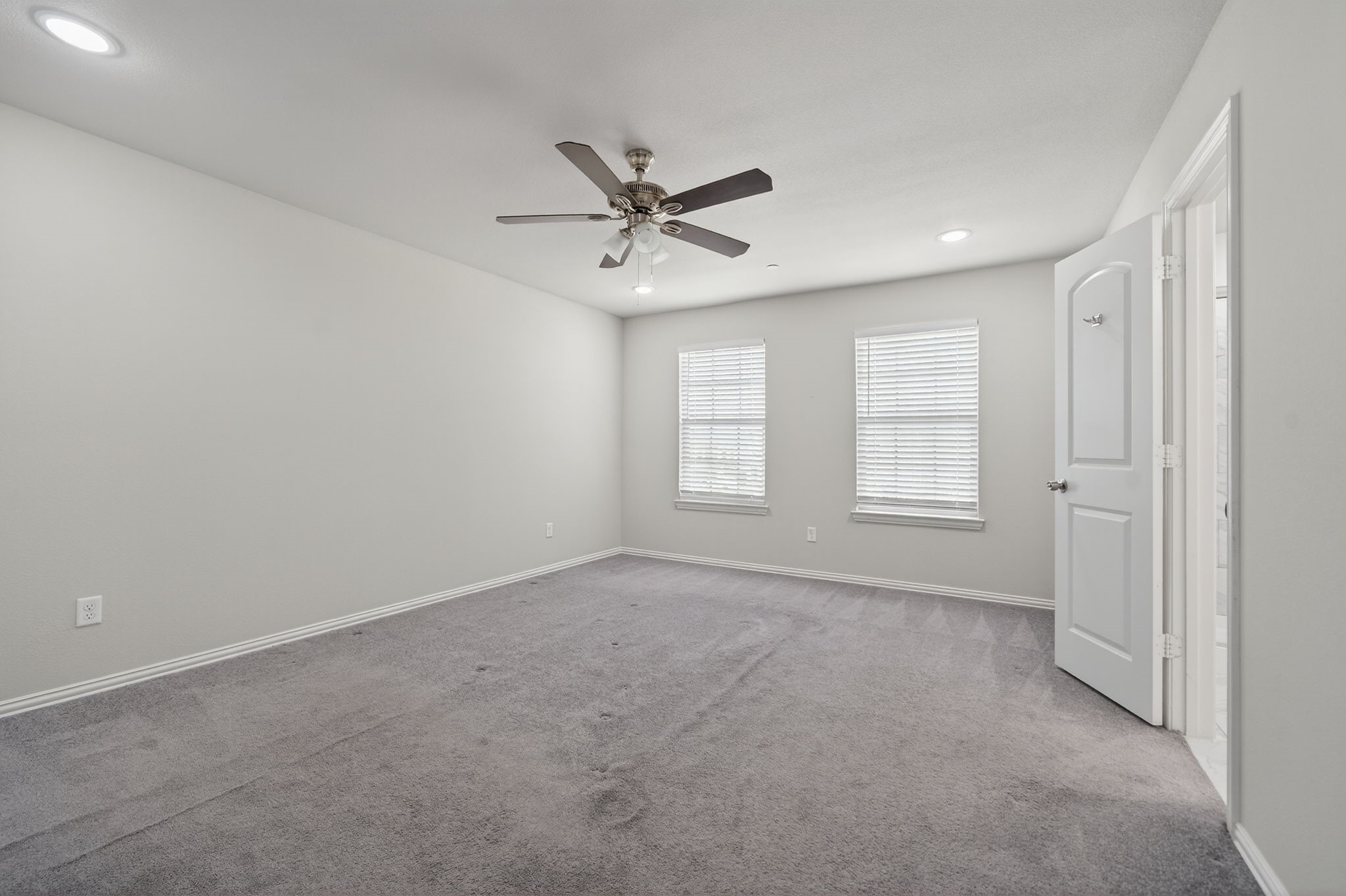 1142 Mahmoud Egal Drive Irving TX 75061