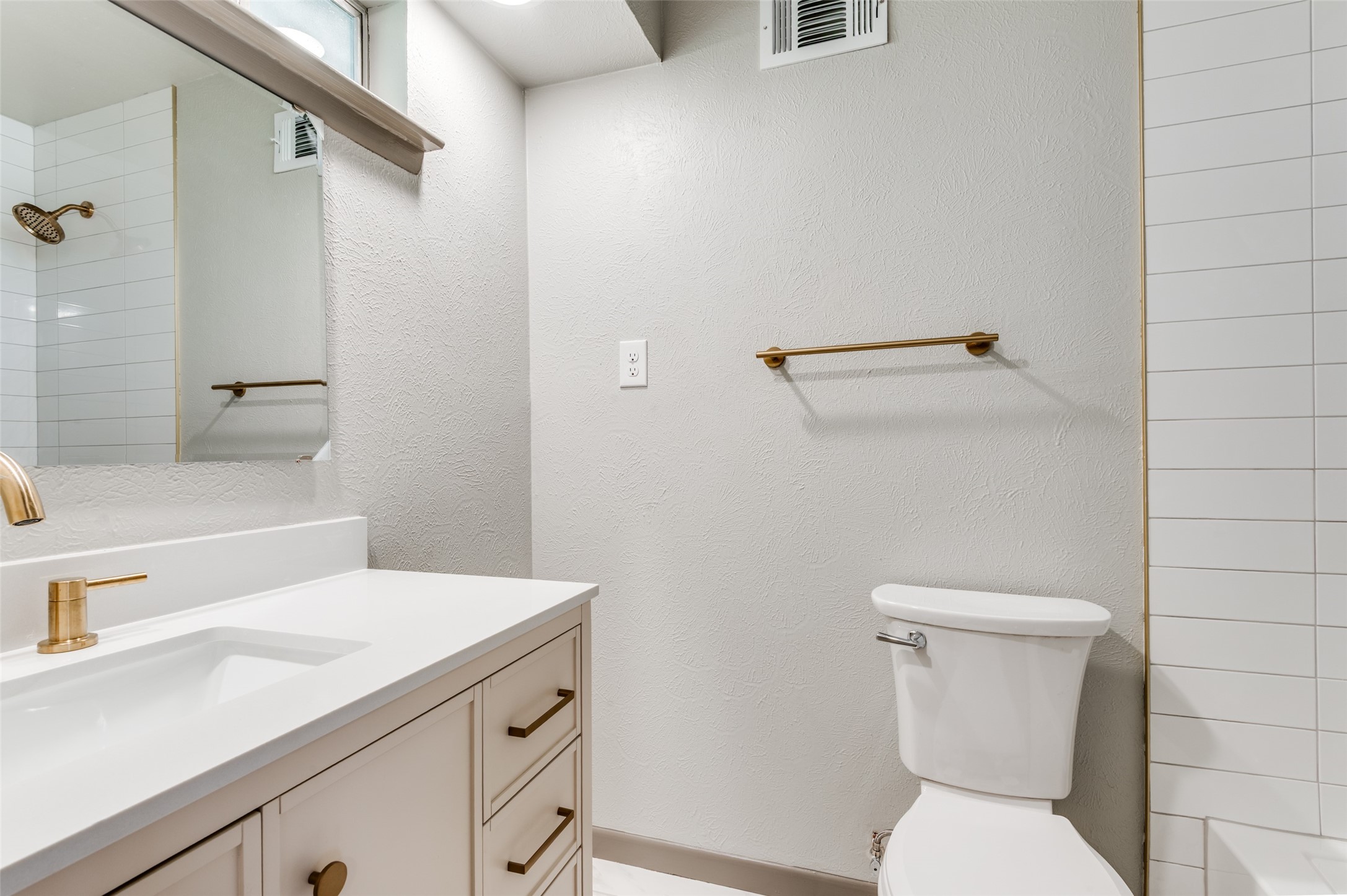 121 S Cavender Street Dallas TX 75211