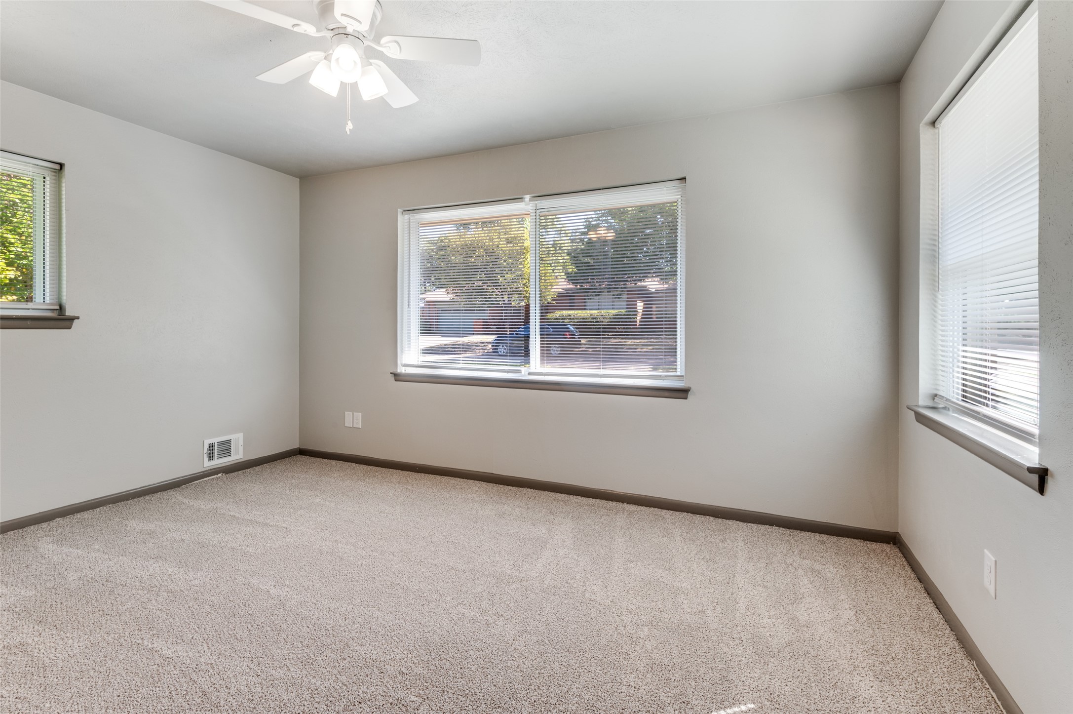 121 S Cavender Street Dallas TX 75211