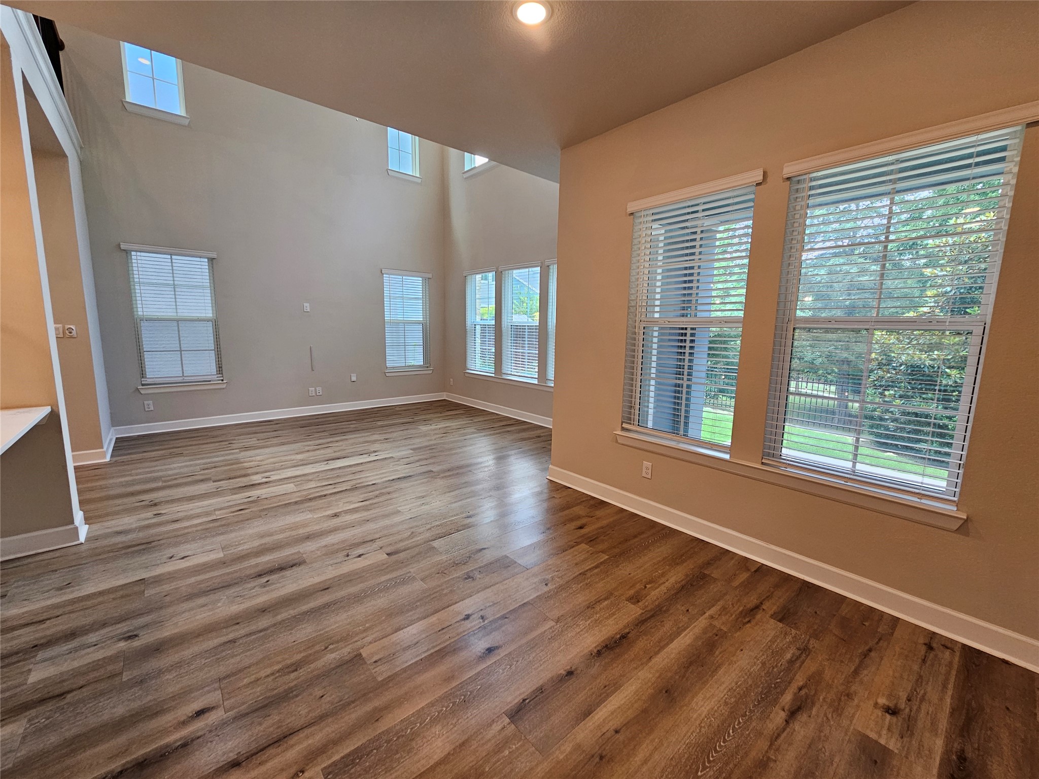 8045 Emerald Rock Drive Dallas TX 75228