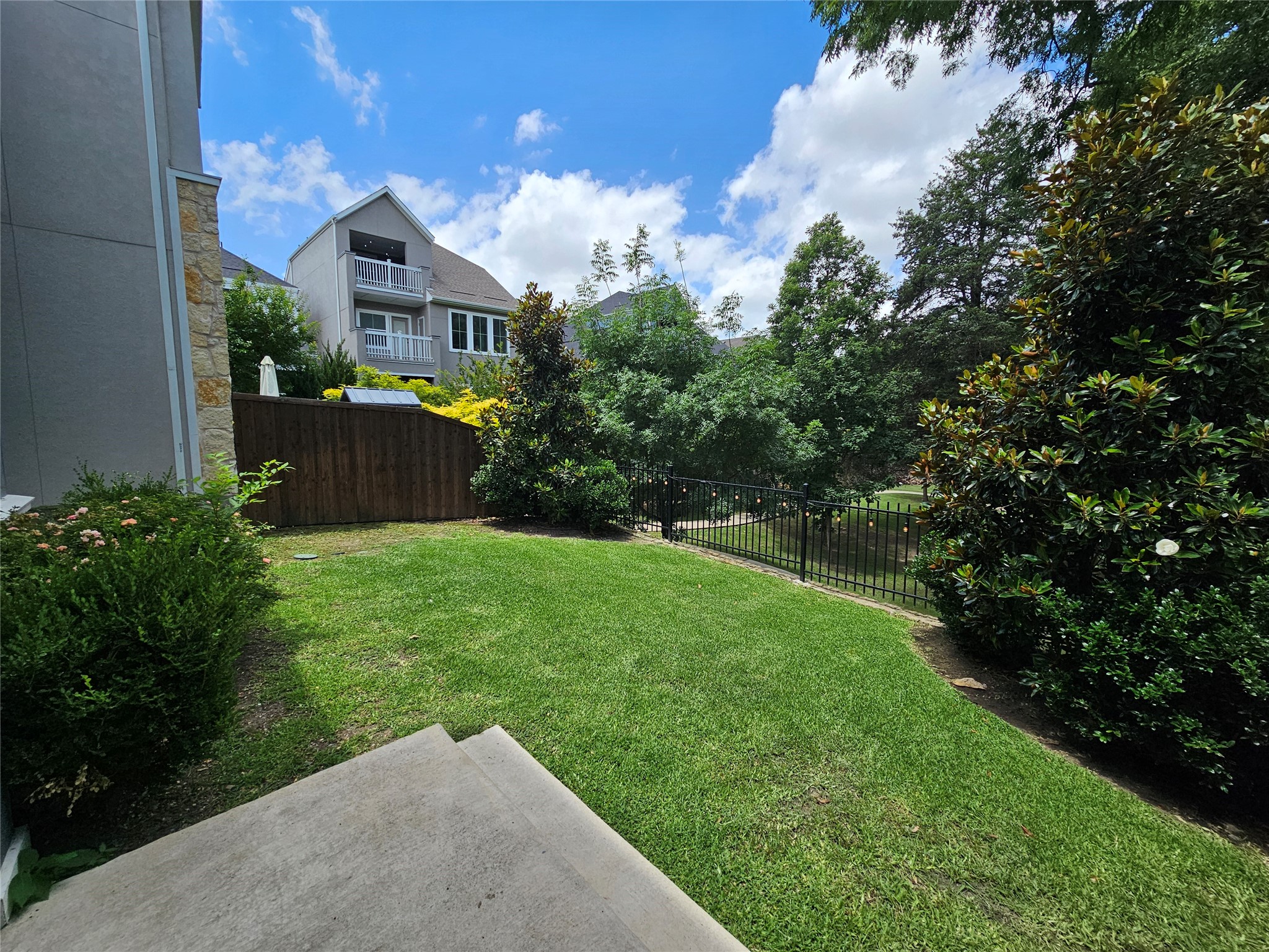 8045 Emerald Rock Drive Dallas TX 75228