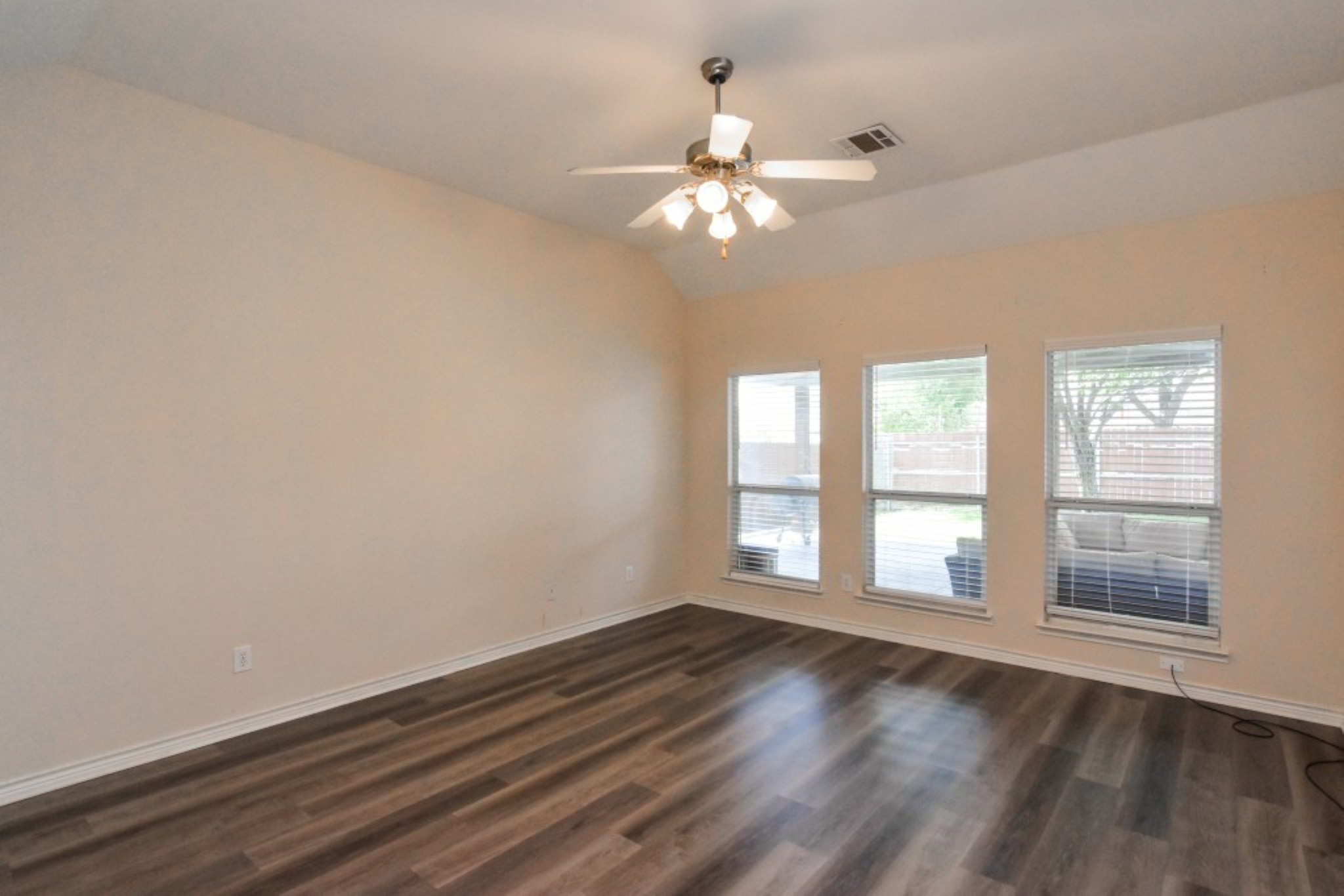8305 Loma Alta Trail Mckinney TX 75070