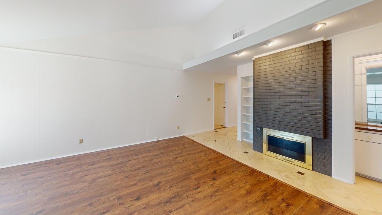 12220 Hightower Place Dallas TX 75244