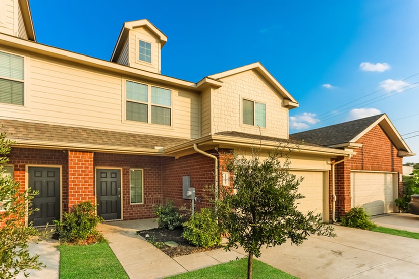 1203 Mallard Cove Ennis TX 75119
