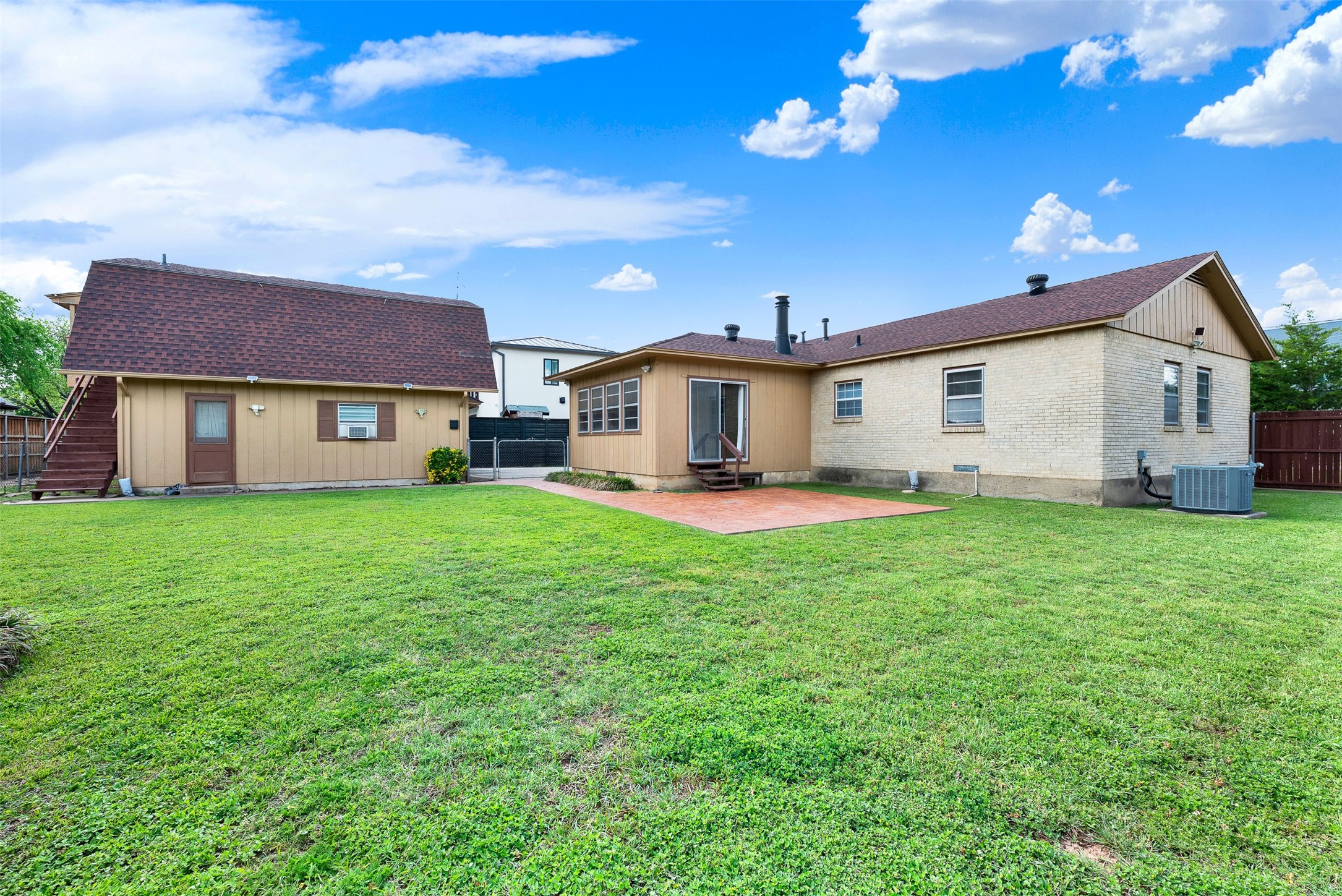3982 Cortez Dallas TX 75220