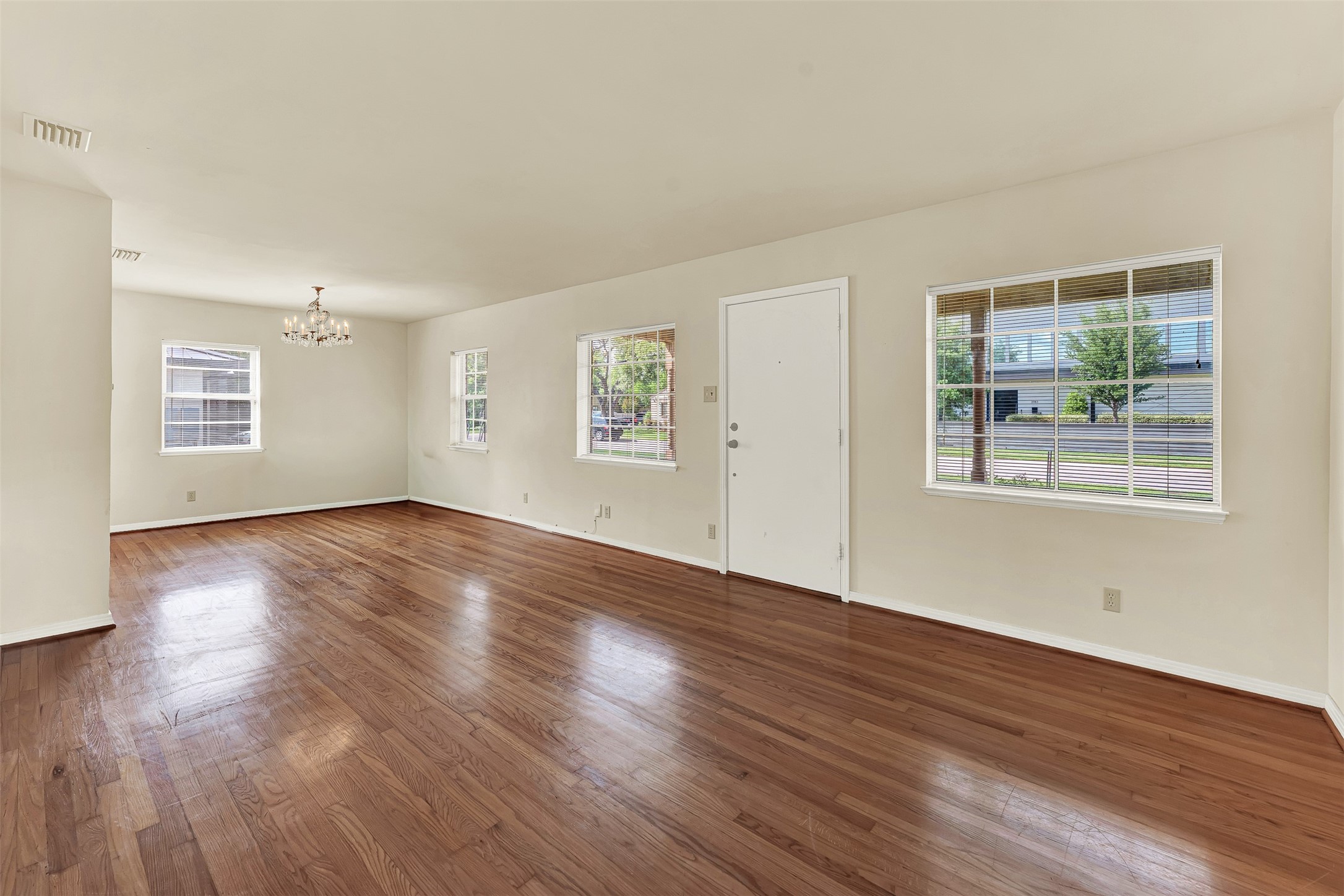 3982 Cortez Dallas TX 75220