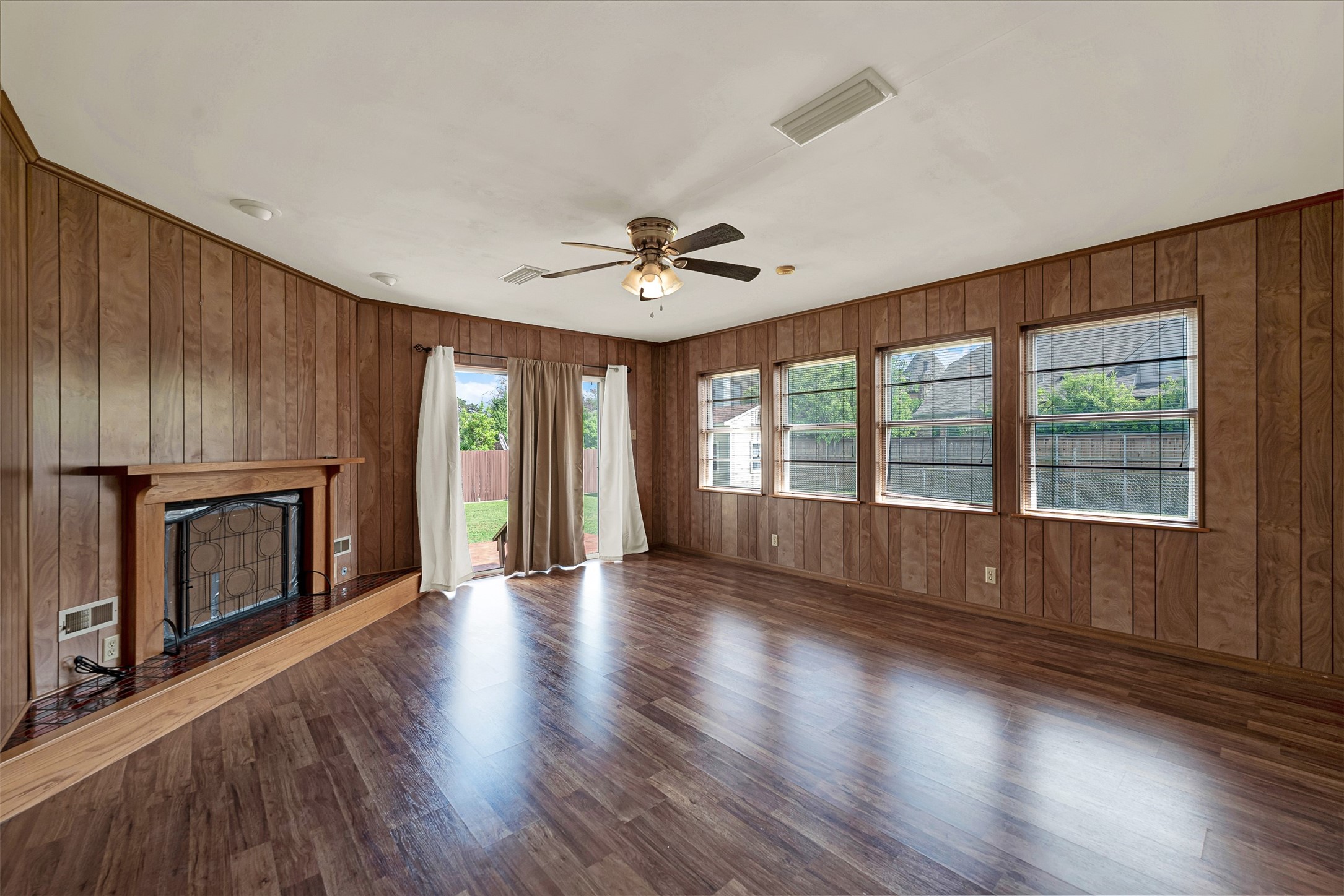 3982 Cortez Dallas TX 75220
