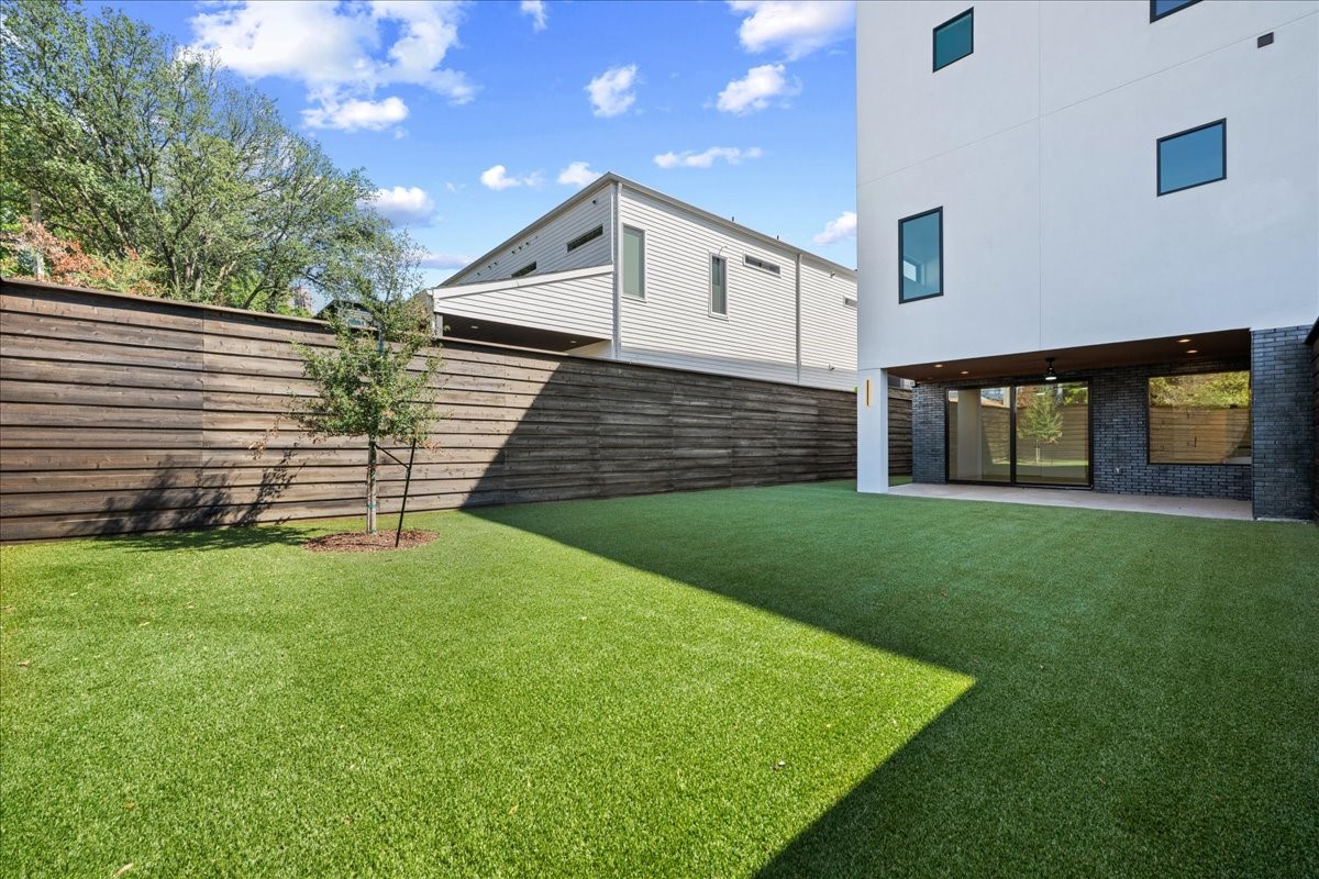 4519 Weldon Street Dallas TX 75204