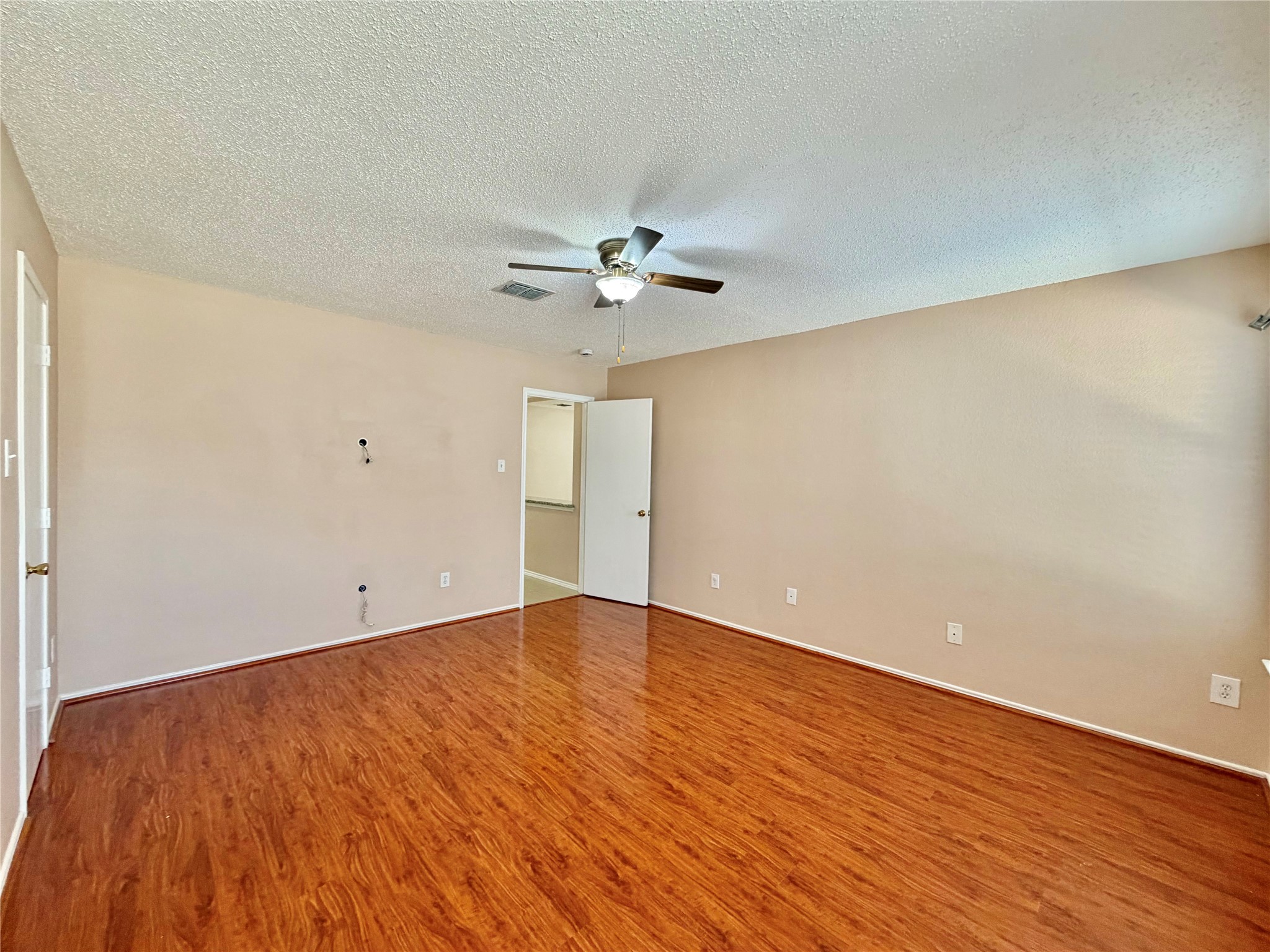 7409 Cresswell Drive Arlington TX 76001