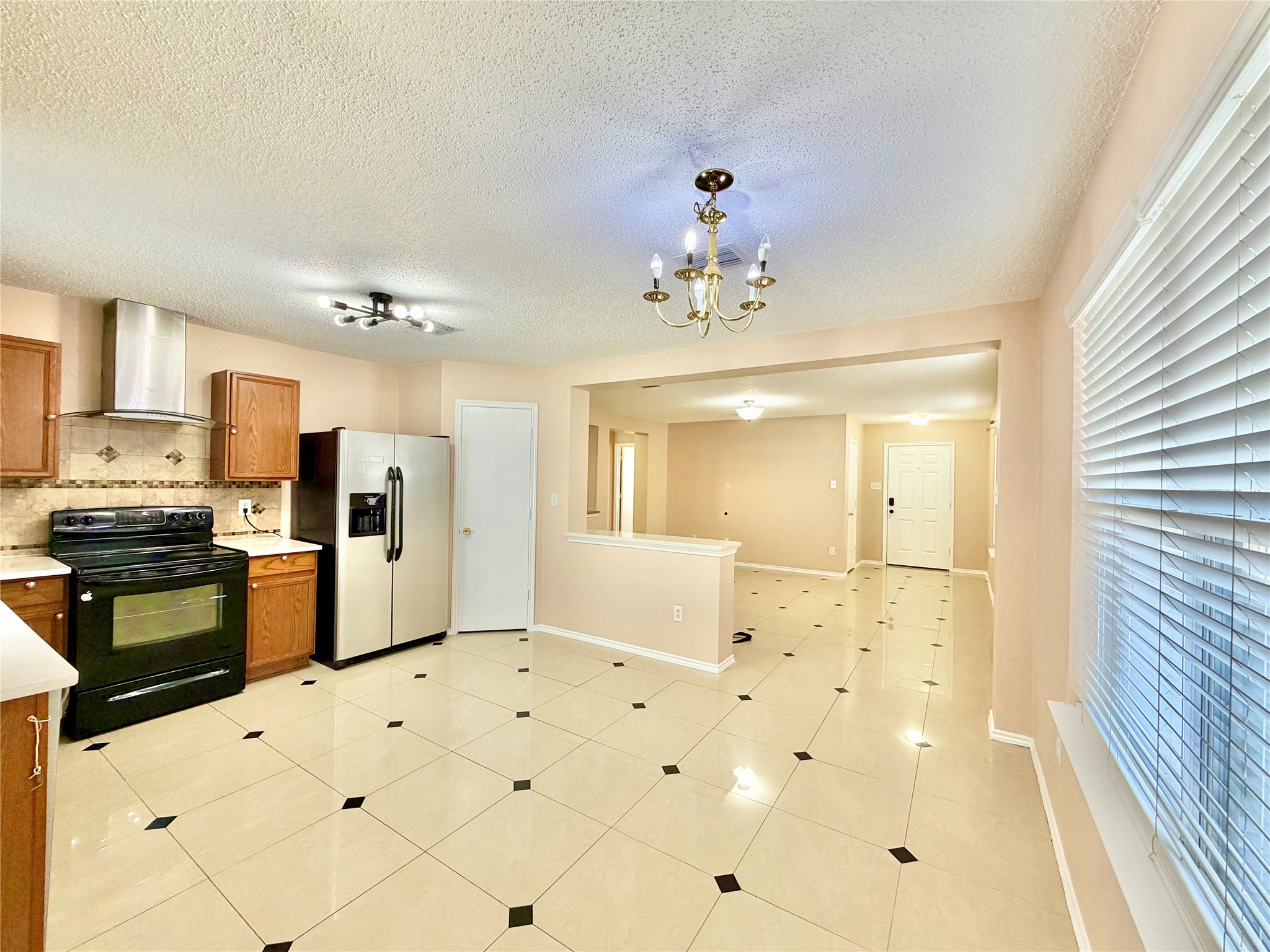 7409 Cresswell Drive Arlington TX 76001