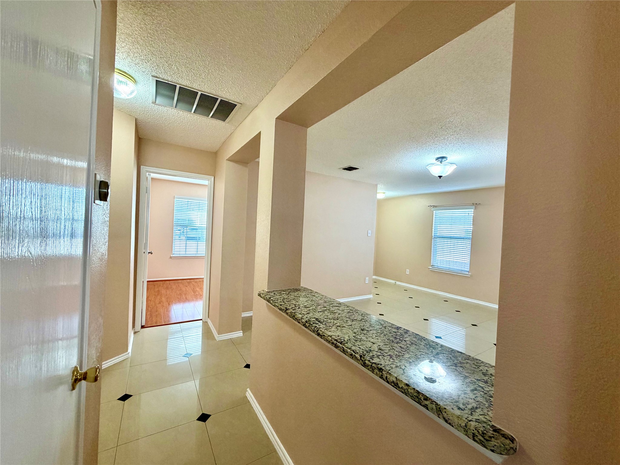 7409 Cresswell Drive Arlington TX 76001