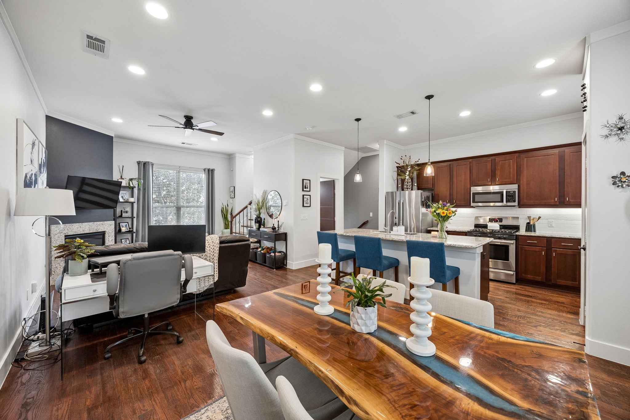 5875 Ross Avenue Dallas TX 75206