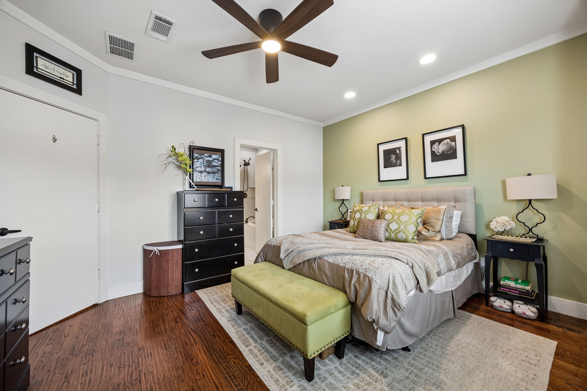 5875 Ross Avenue Dallas TX 75206