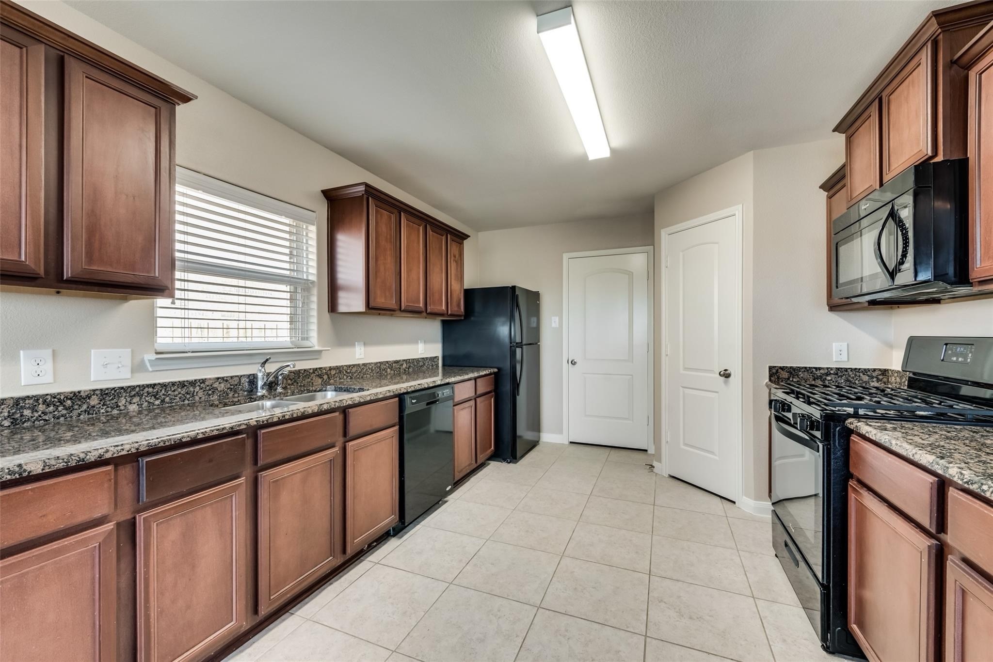 2106 Bluebell Forney TX 75126