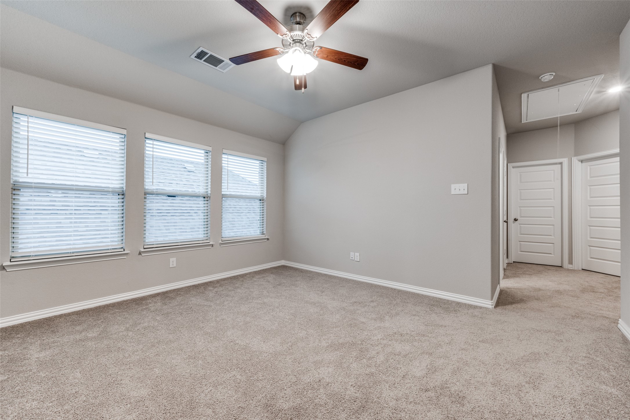 1237 Milfoil Drive Justin TX 76247