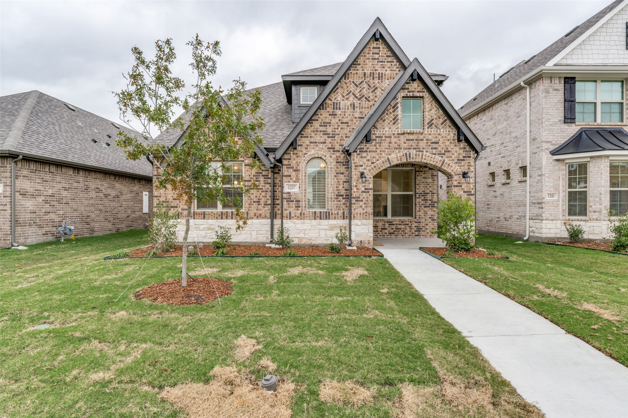 1237 Milfoil Drive Justin TX 76247
