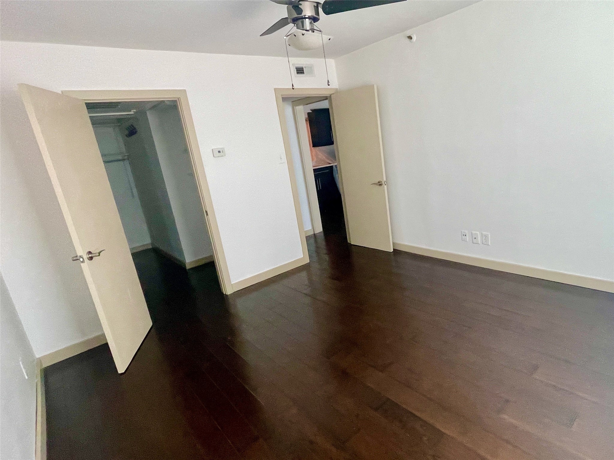 3215 Douglas Avenue Dallas TX 75219