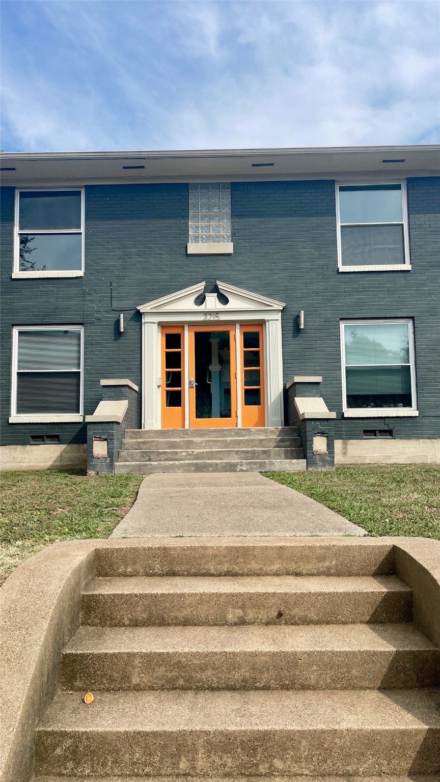 3215 Douglas Avenue Dallas TX 75219