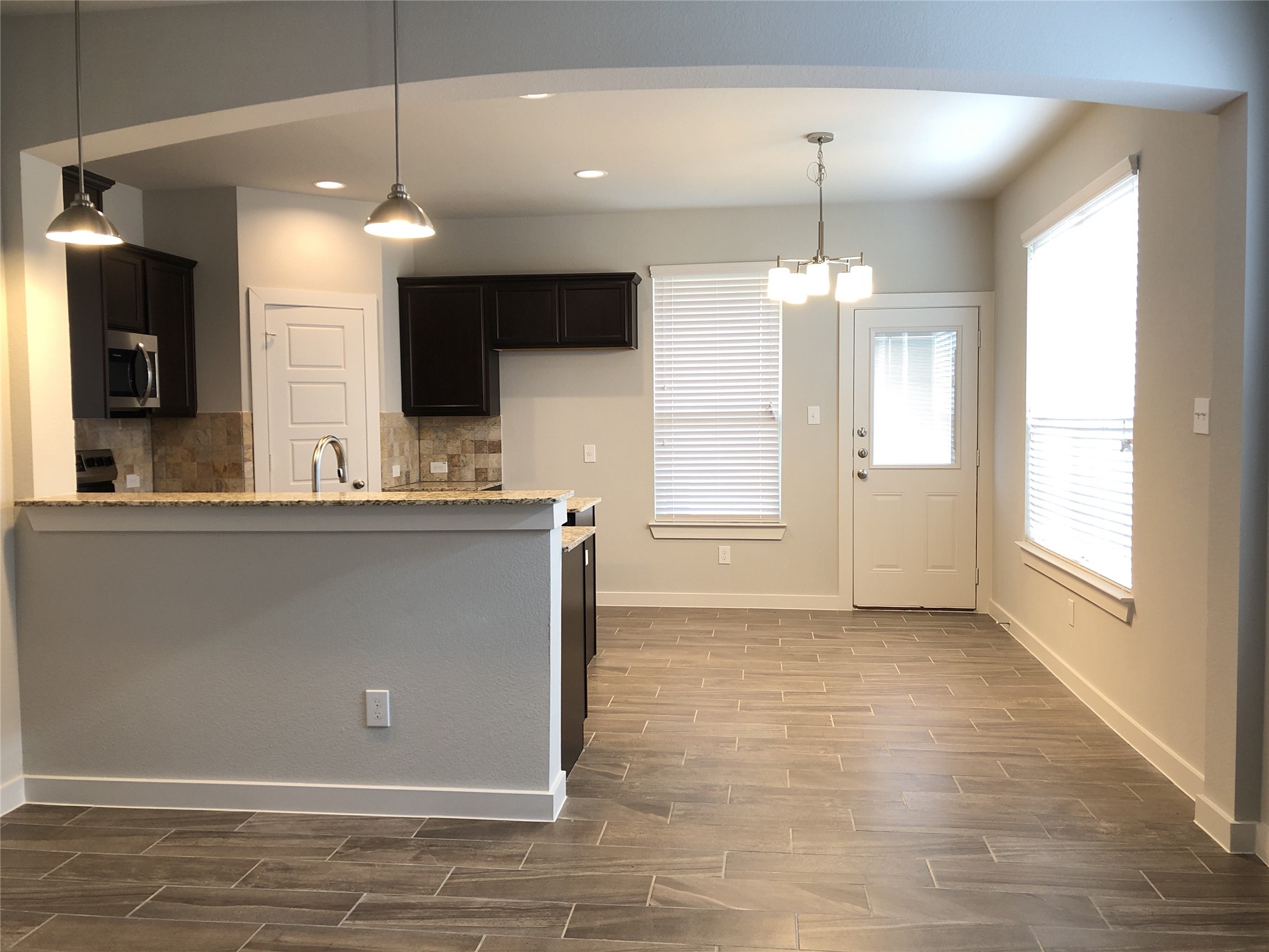 1019 W Sierra Vista Court Midlothian TX 76065