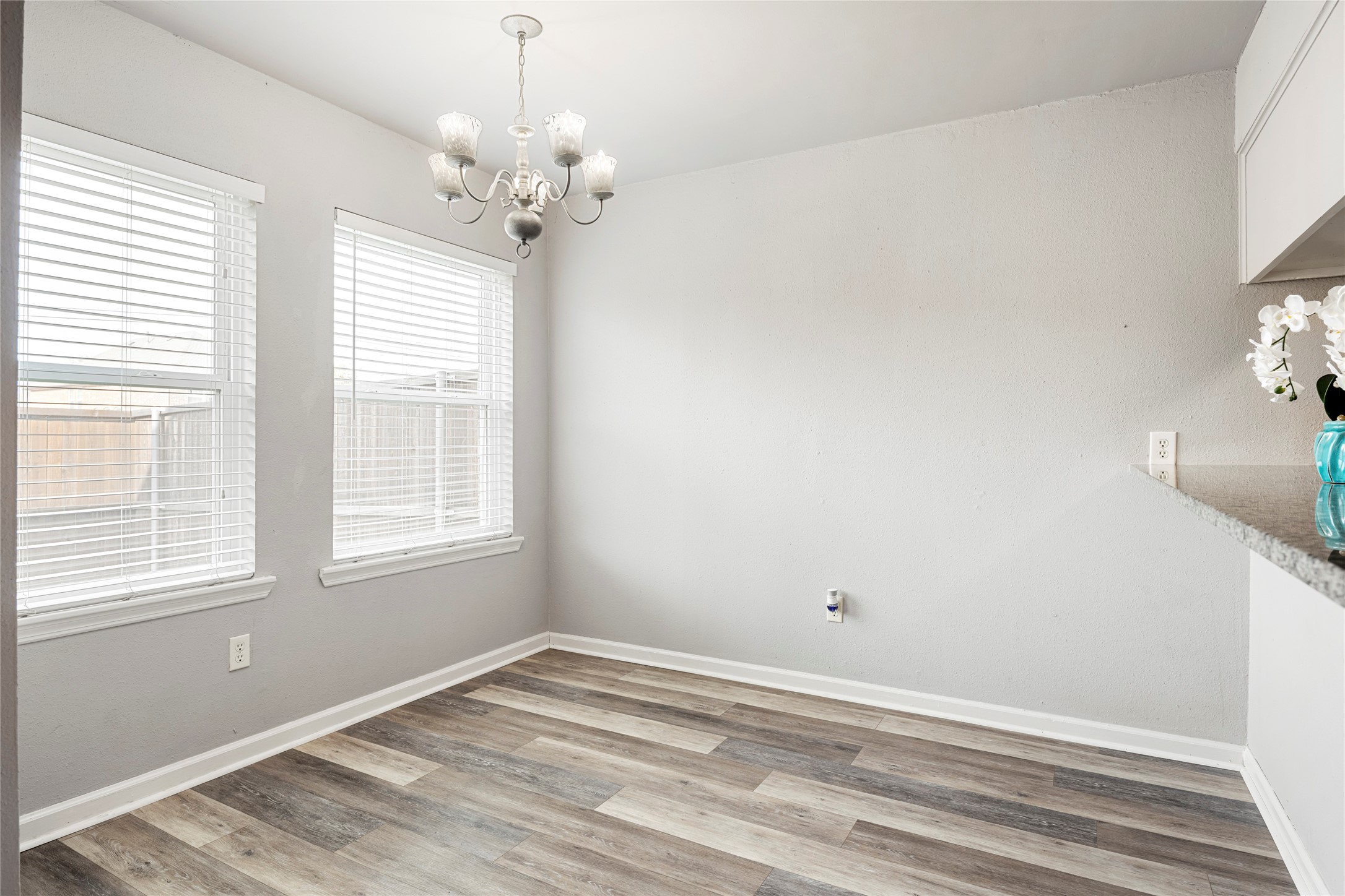 208 Wilshire Drive Euless TX 76040