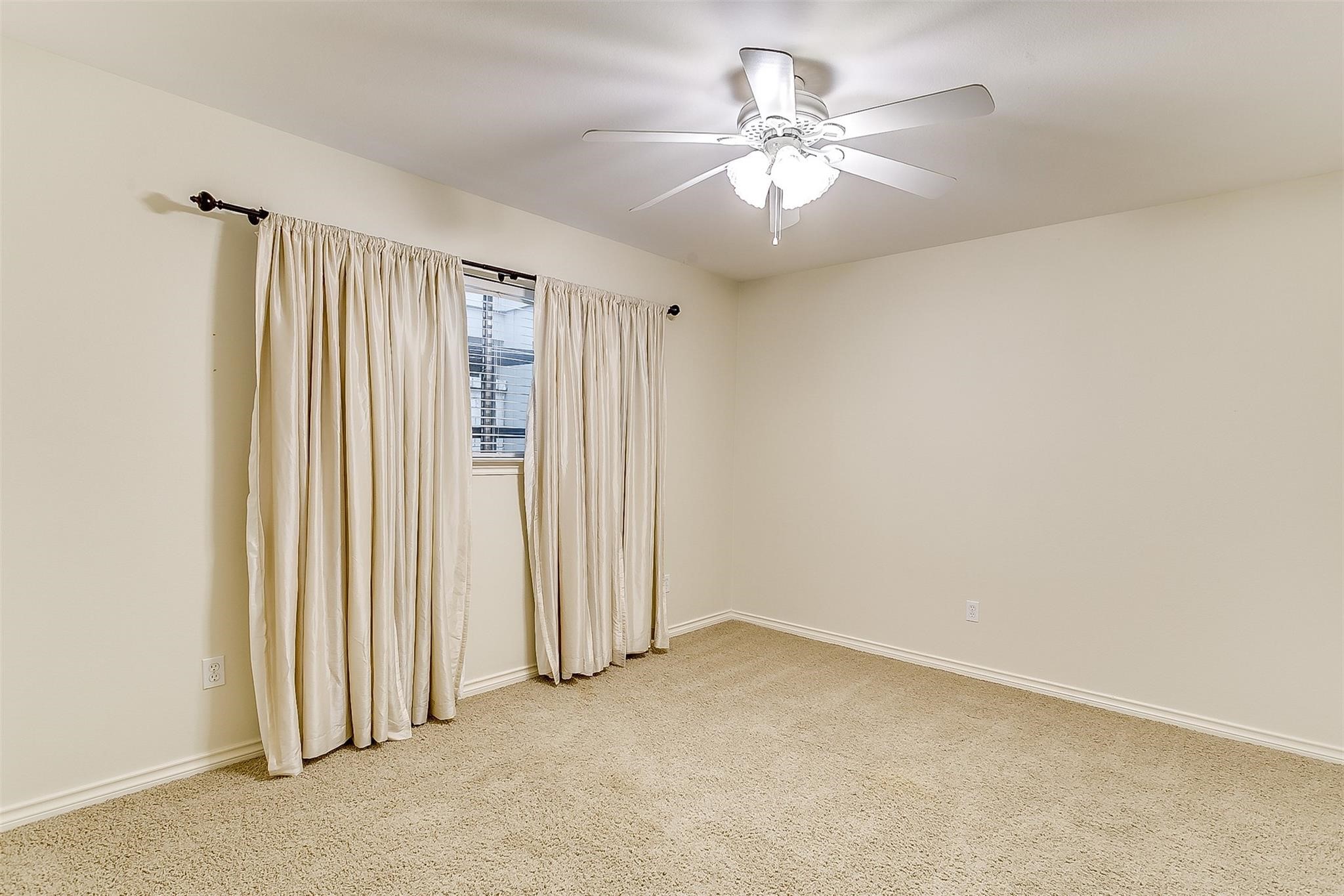 10615 Boedeker Street Dallas TX 75230