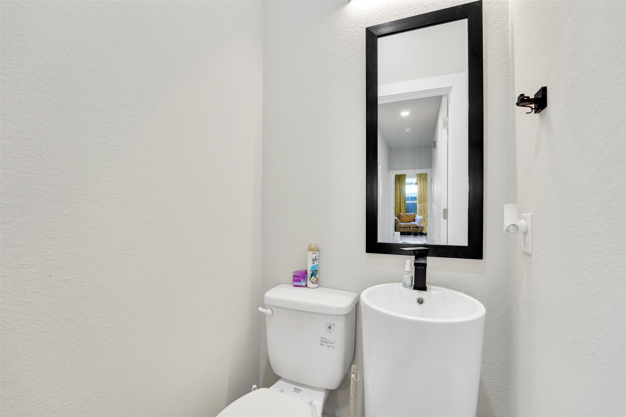 4621 Collins Avenue Dallas TX 75210