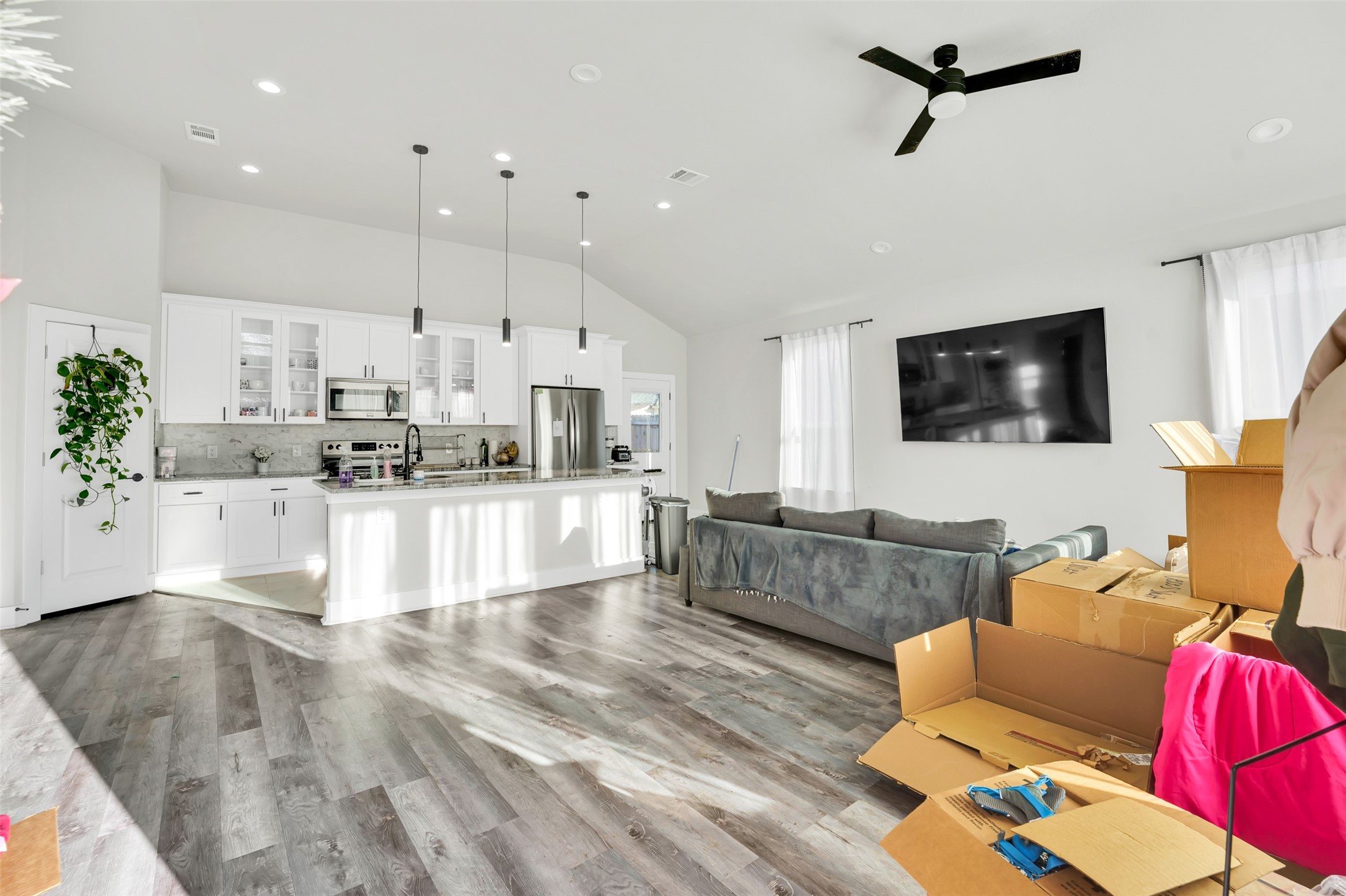 4621 Collins Avenue Dallas TX 75210