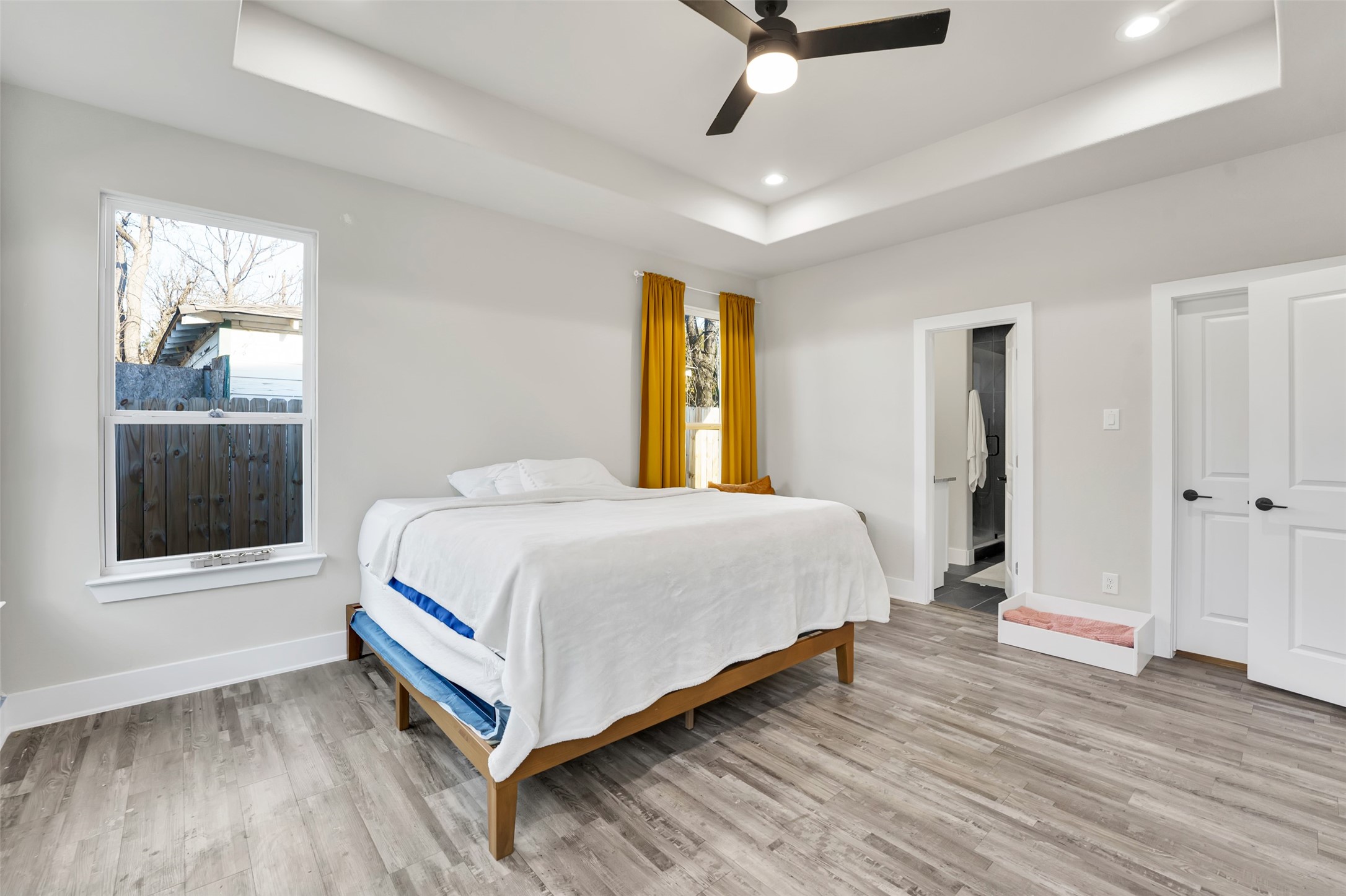 4621 Collins Avenue Dallas TX 75210