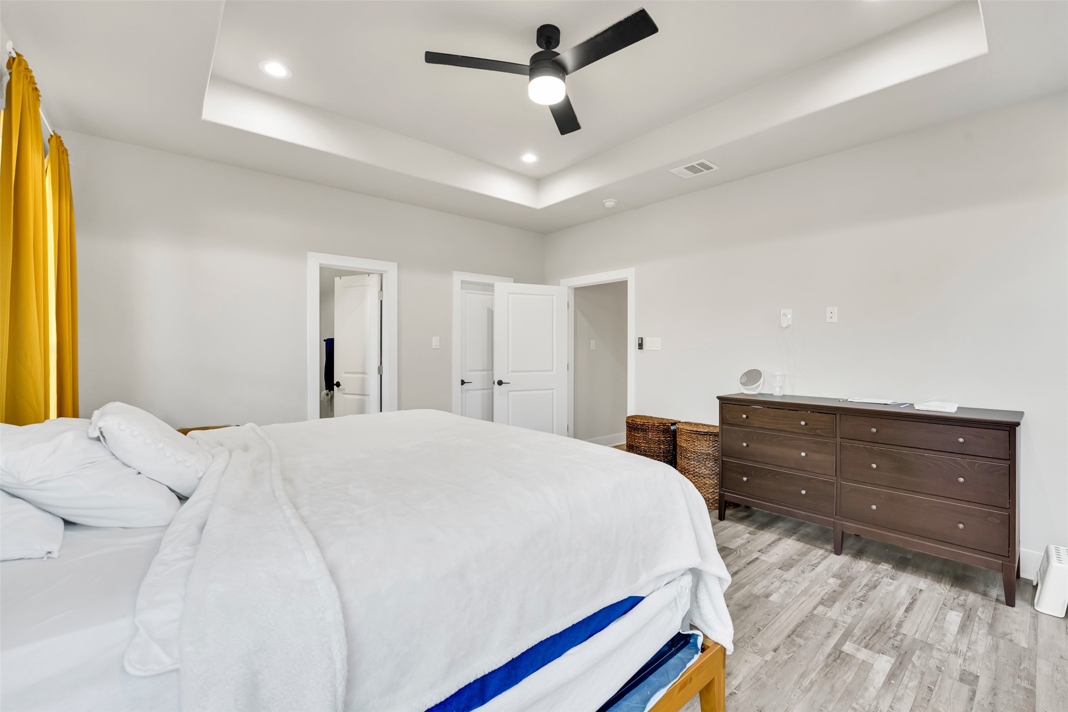 4621 Collins Avenue Dallas TX 75210
