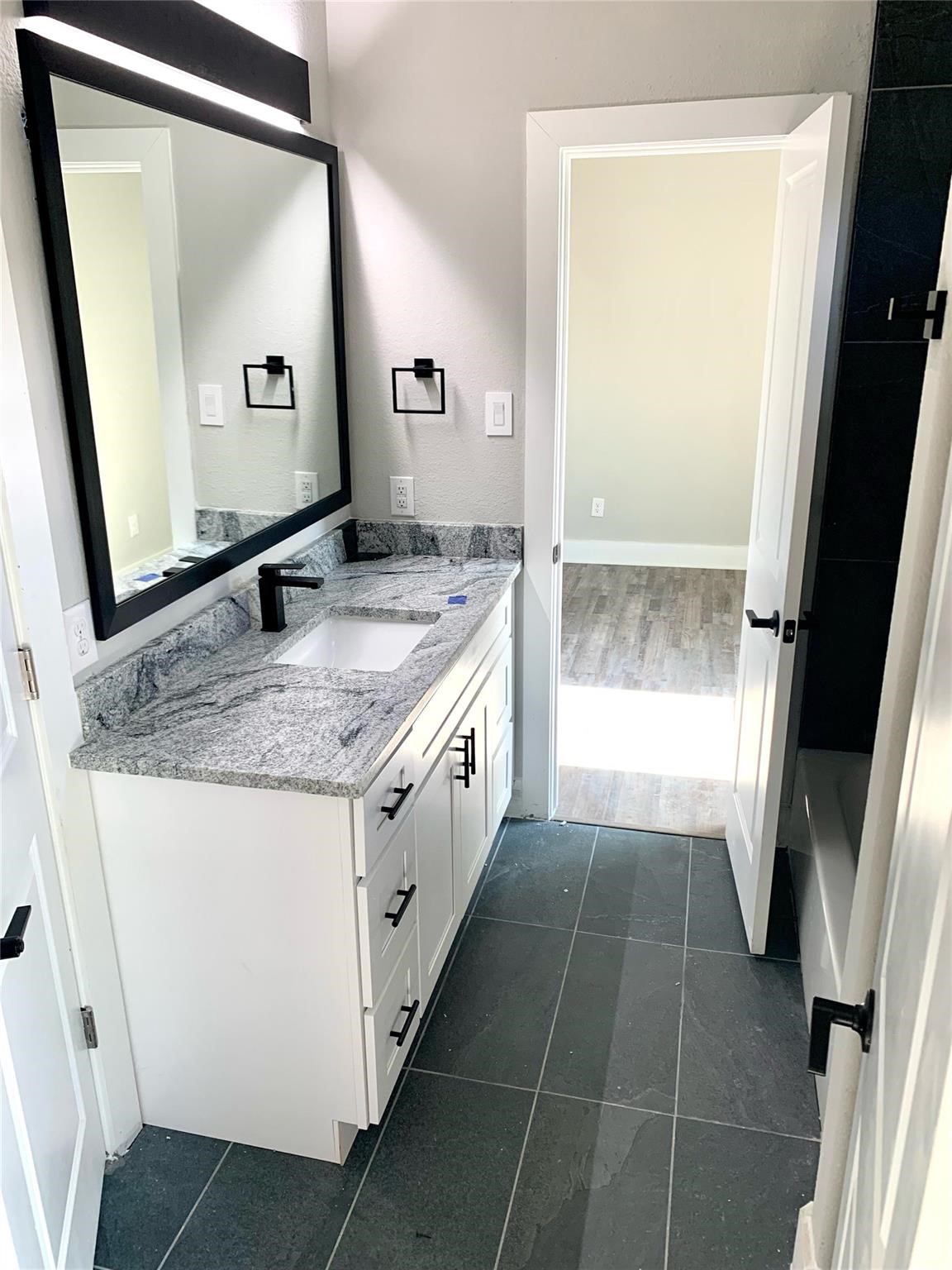 4621 Collins Avenue Dallas TX 75210