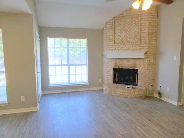 516 Bluebird Lane Red Oak TX 75154