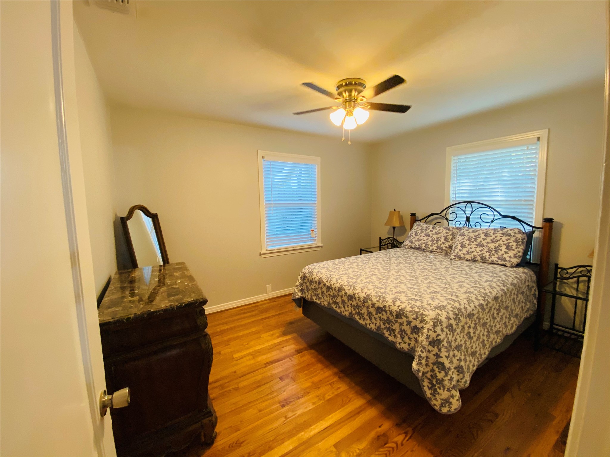 4704 Collinwood Avenue Fort Worth TX 76107