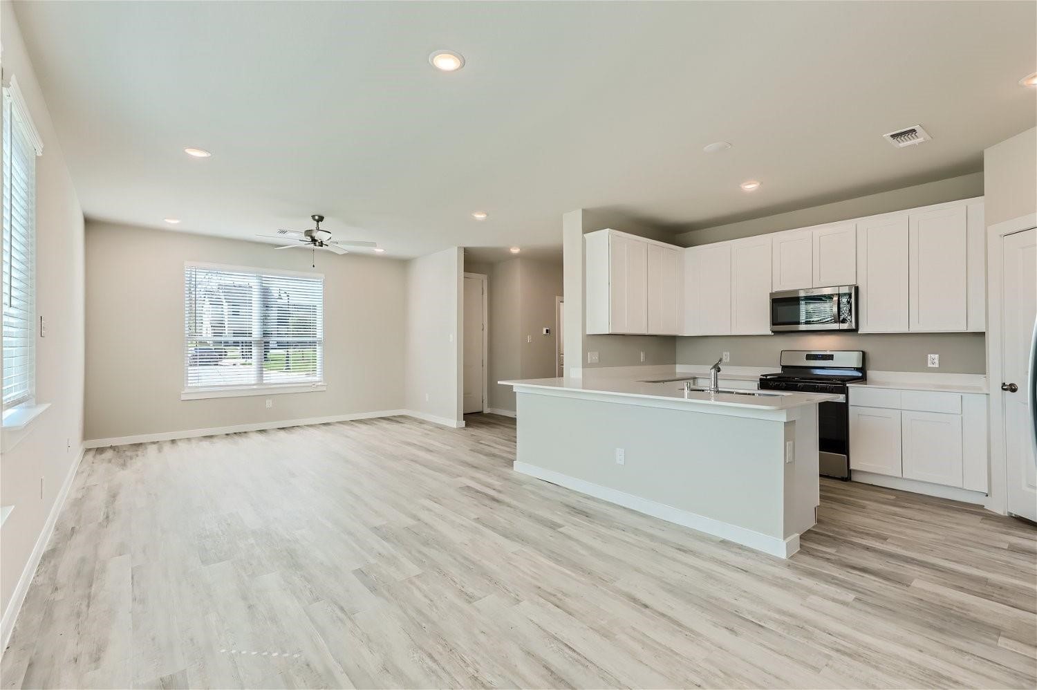 2404 Freshwater Lane Mckinney TX 75071