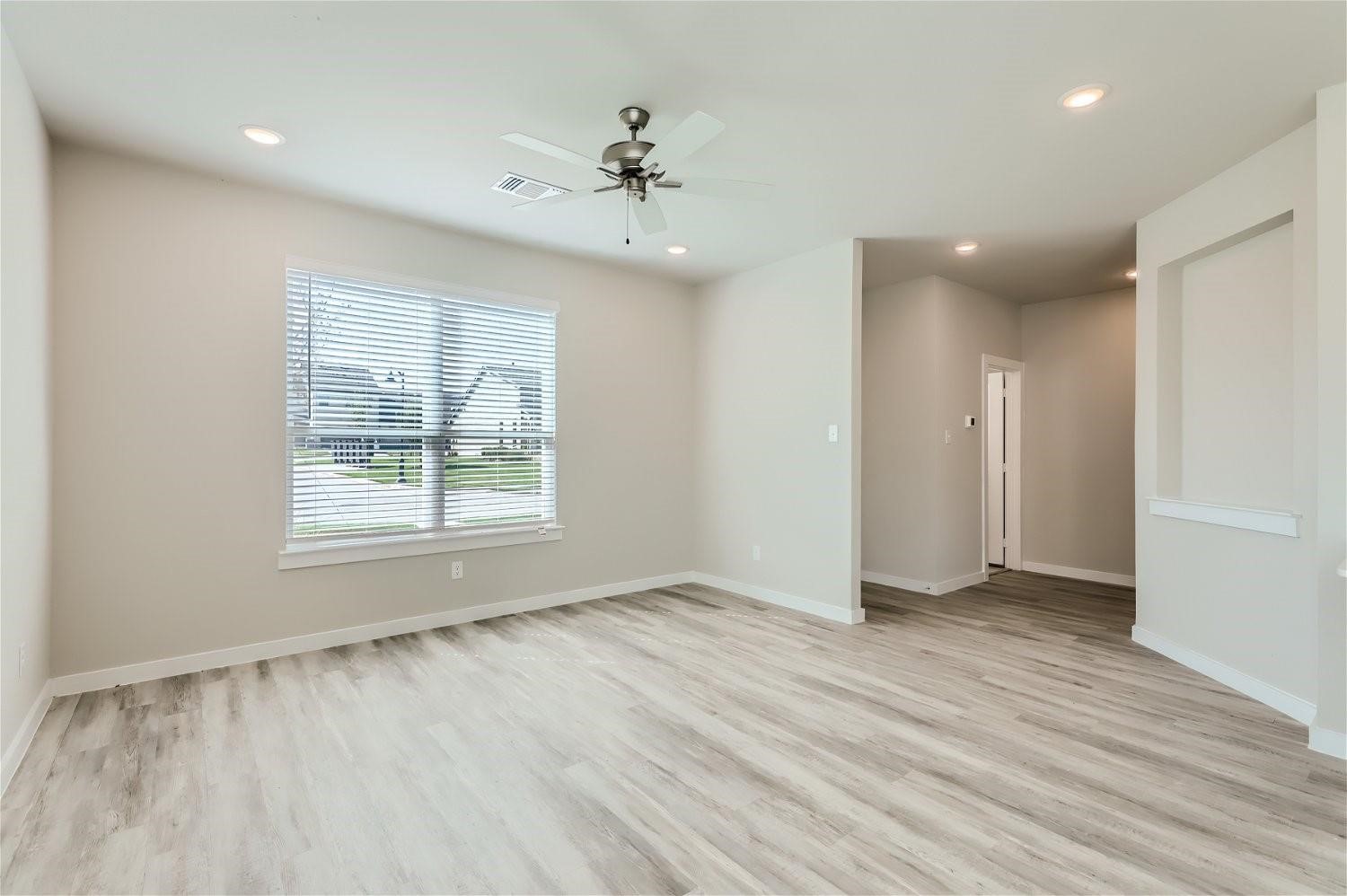 2404 Freshwater Lane Mckinney TX 75071