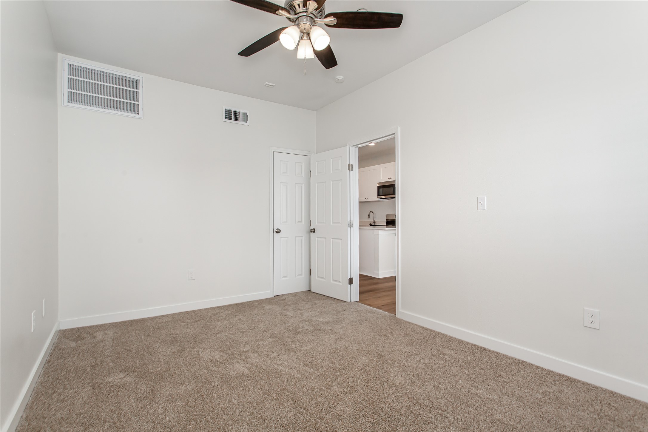 4713 Virginia Avenue Dallas TX 75204