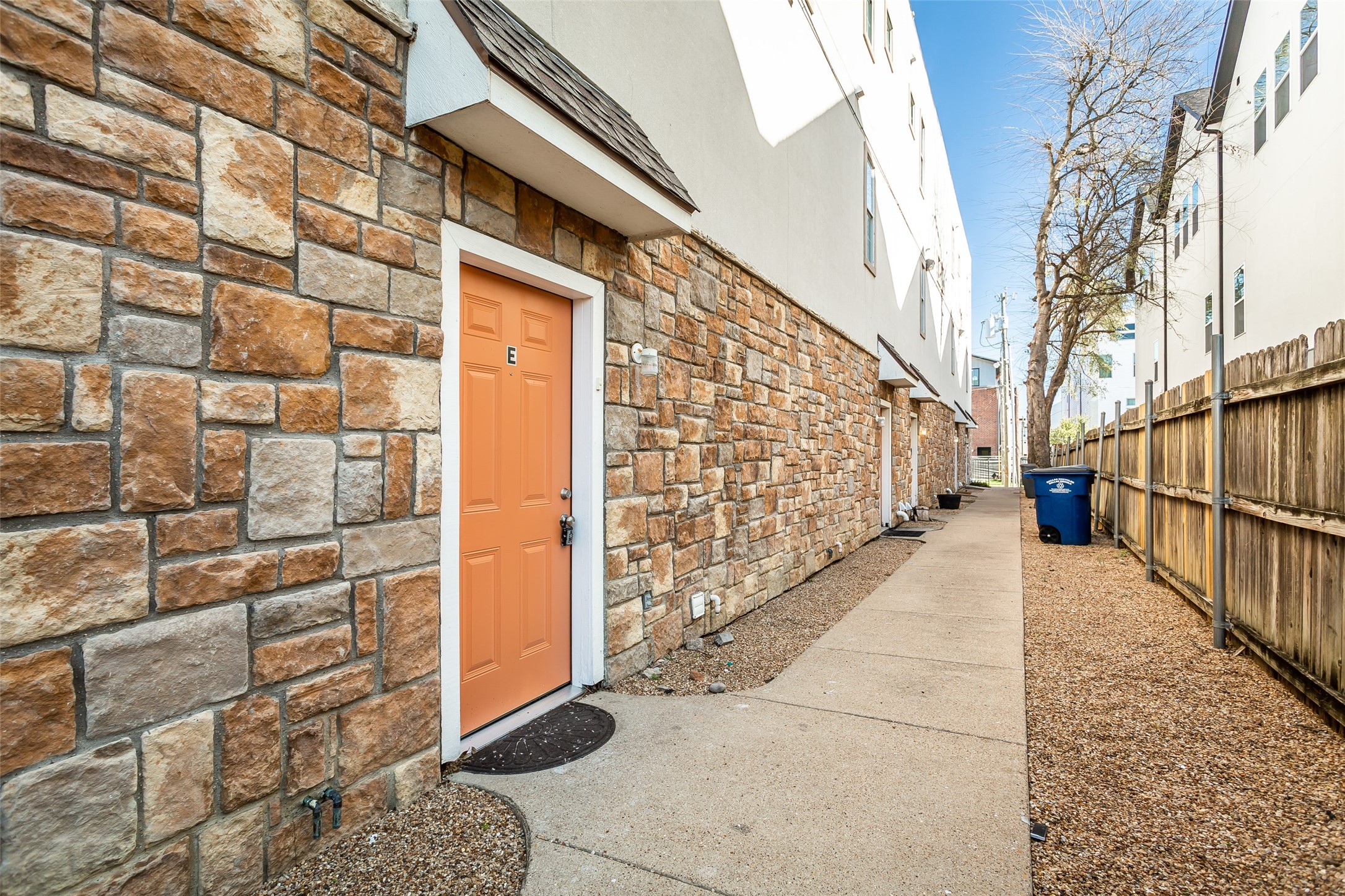 4713 Virginia Avenue Dallas TX 75204